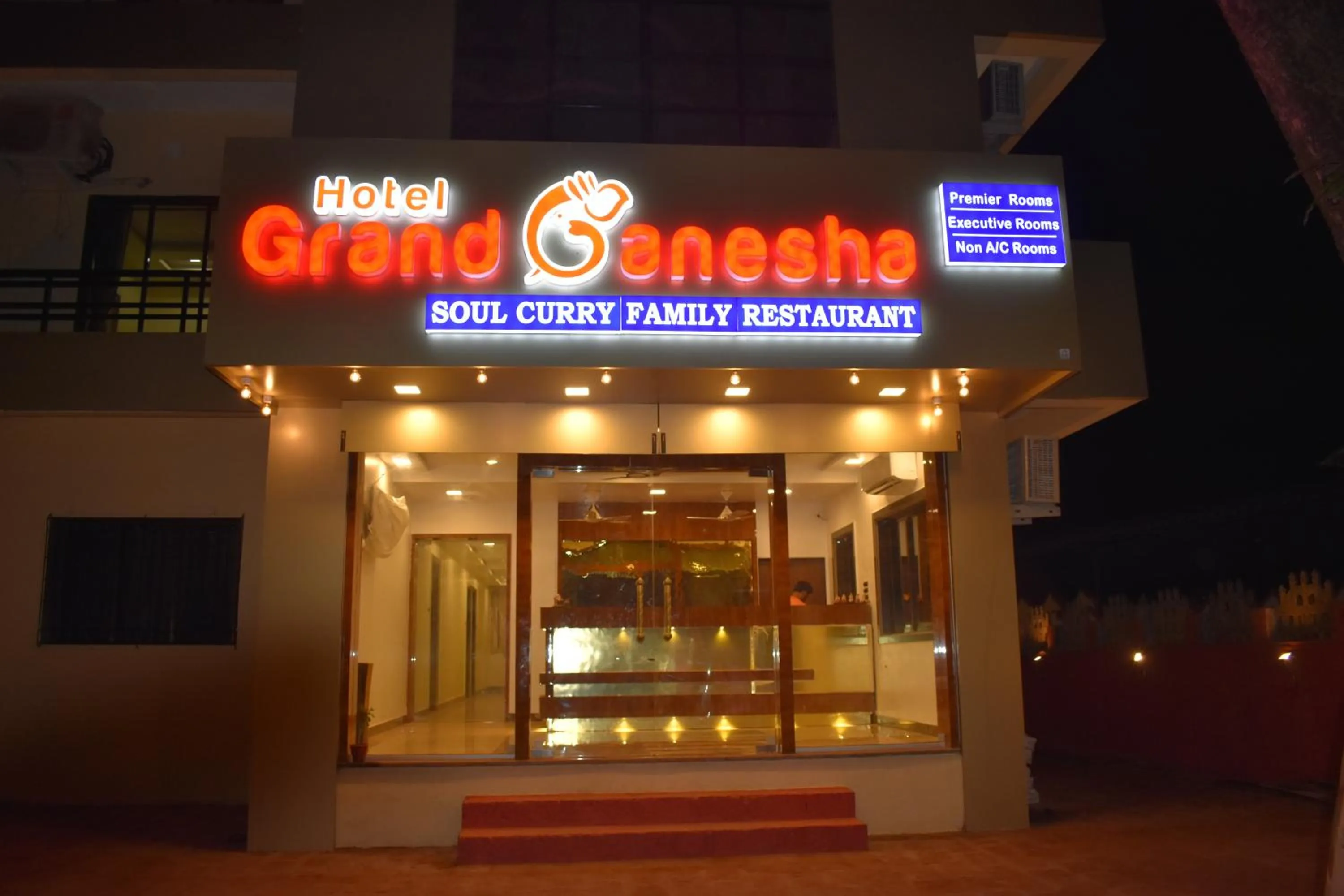 Property building in Hotel Grand Ganesha