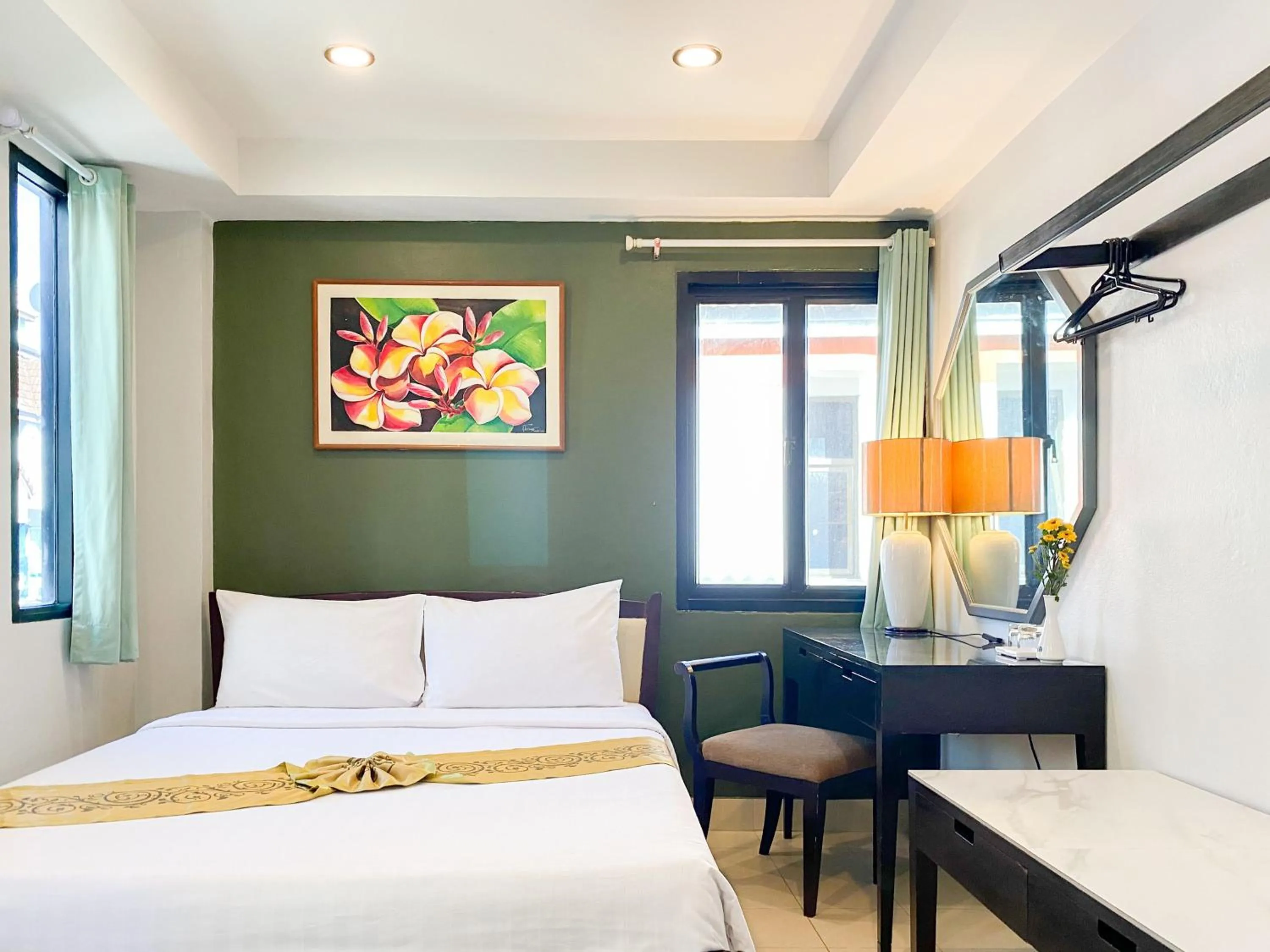 Bedroom, Bed in The Corner