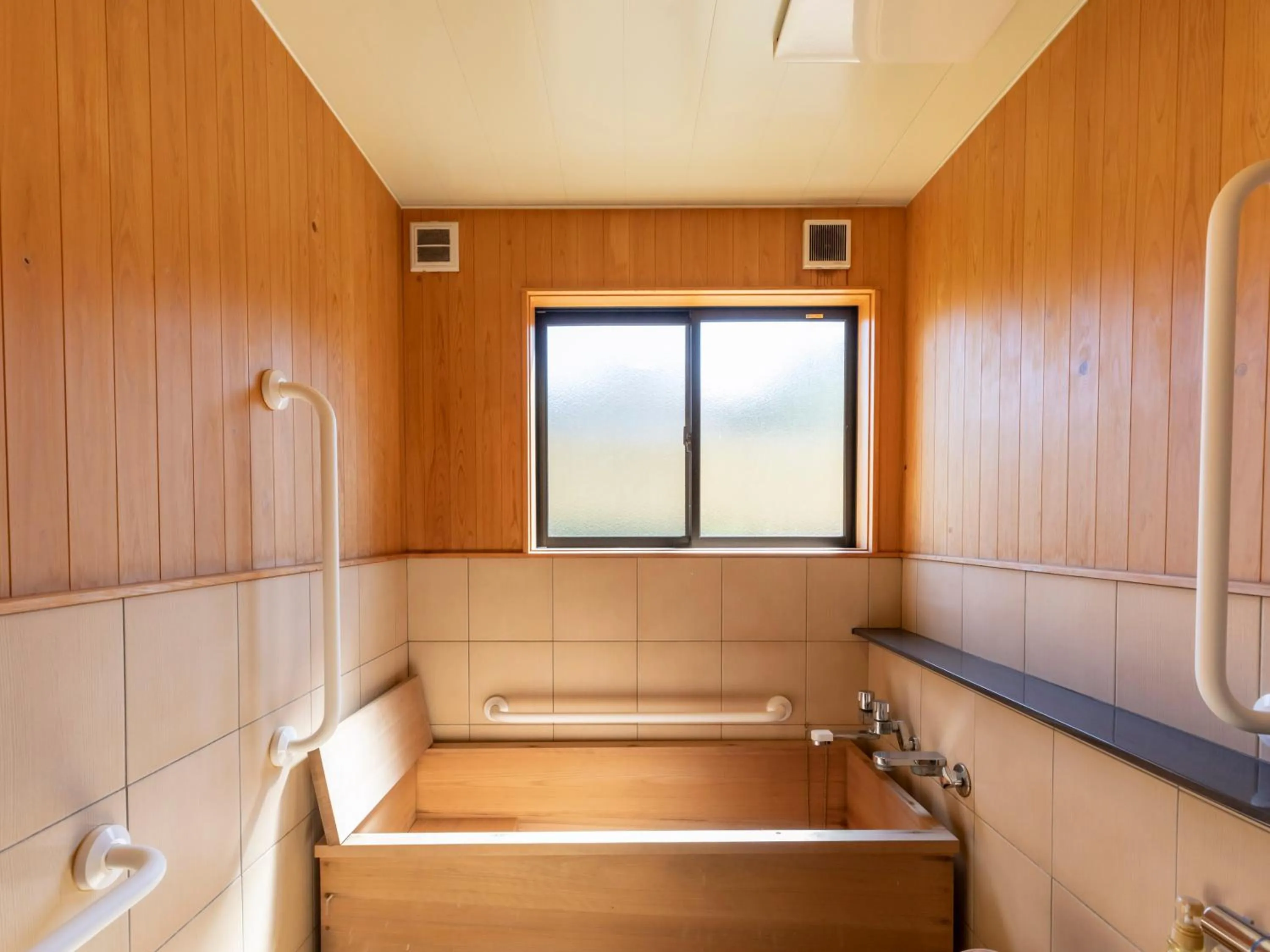 Bathroom in Tennenonsen Harunonoyu