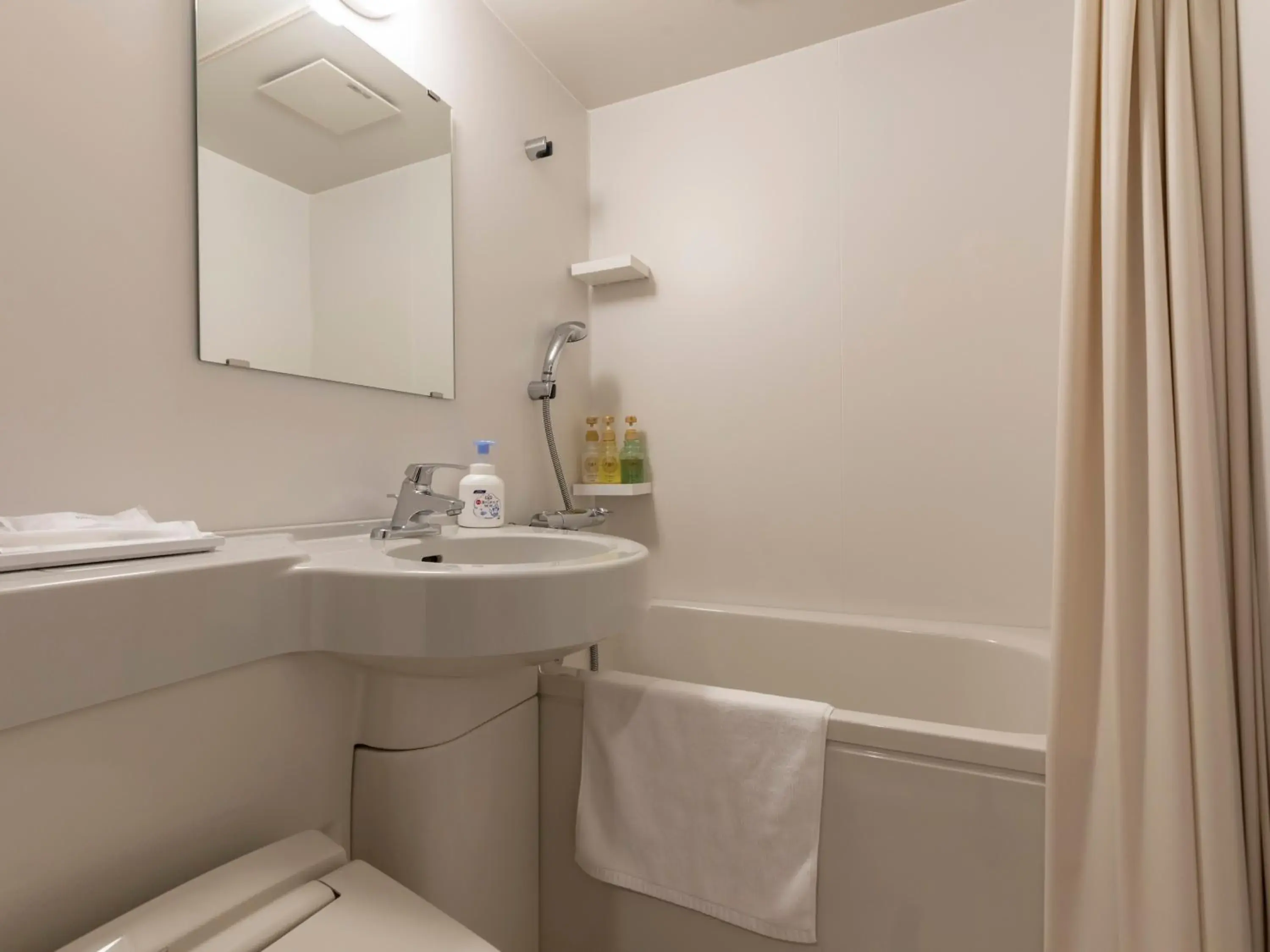 Standard Twin Room - single occupancy in Tennenonsen Harunonoyu Standard Twin Room - single occupancy in Tennenonsen Harunonoyu