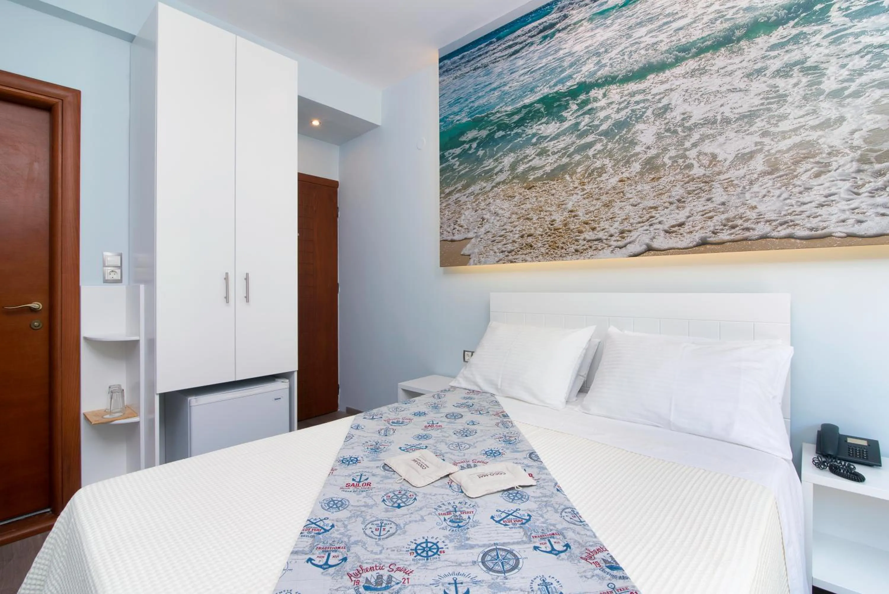 TV and multimedia in Kamelia & Semeli Hotel