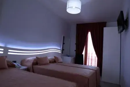 Triple Room in Hotel Perla Dello Ionio Triple Room in Hotel Perla Dello Ionio