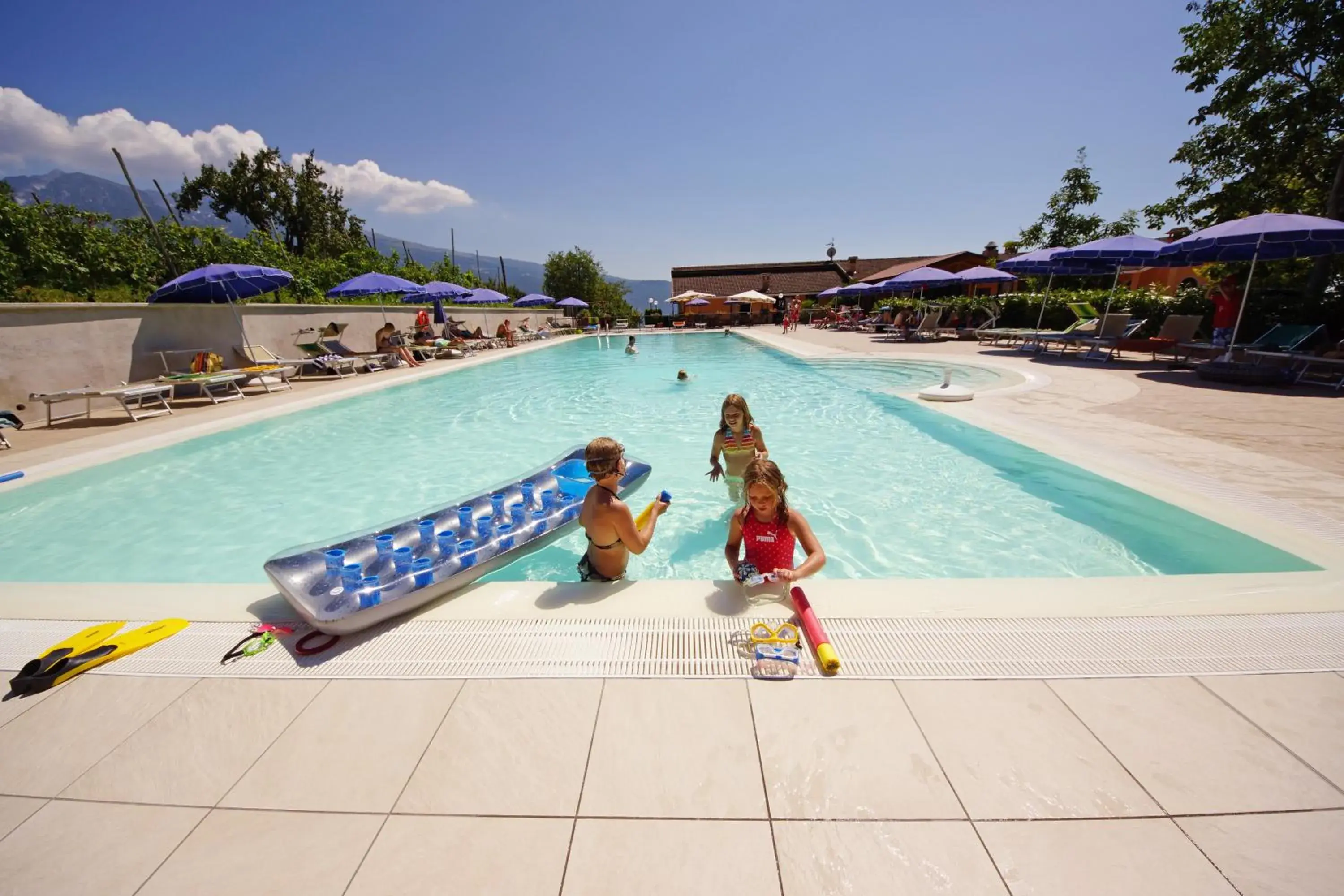 Swimming Pool in Park Hotel Zanzanù