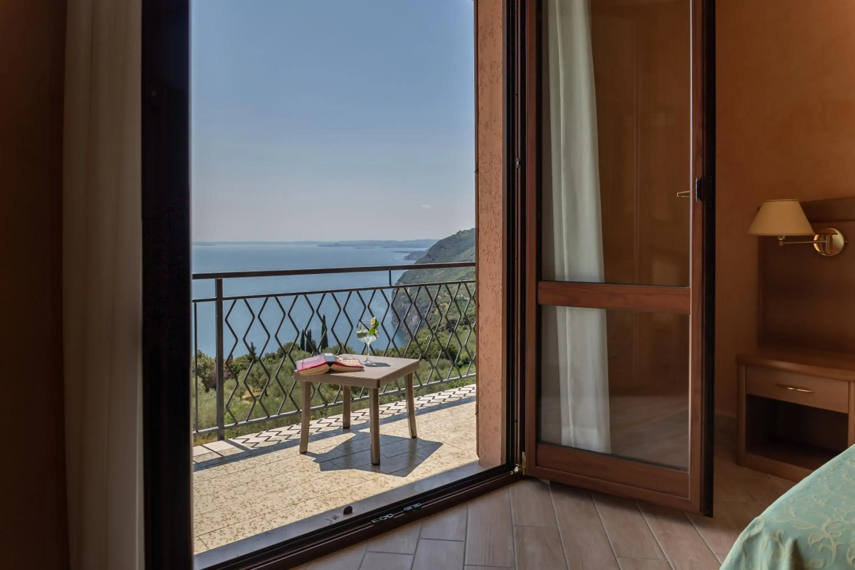 Balcony/Terrace, Sea View in Park Hotel Zanzanù