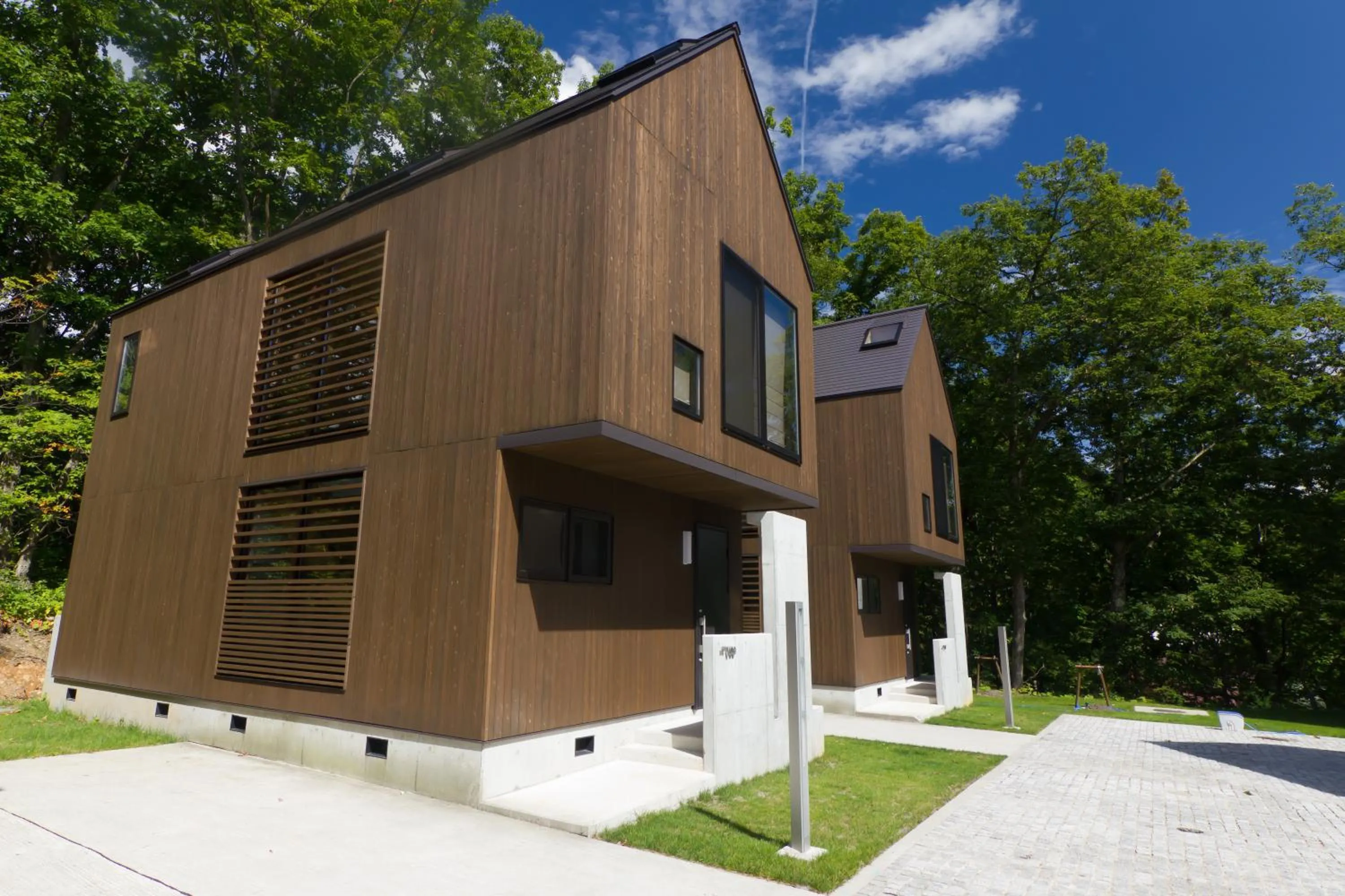 Facade/entrance in Gakuto Villas