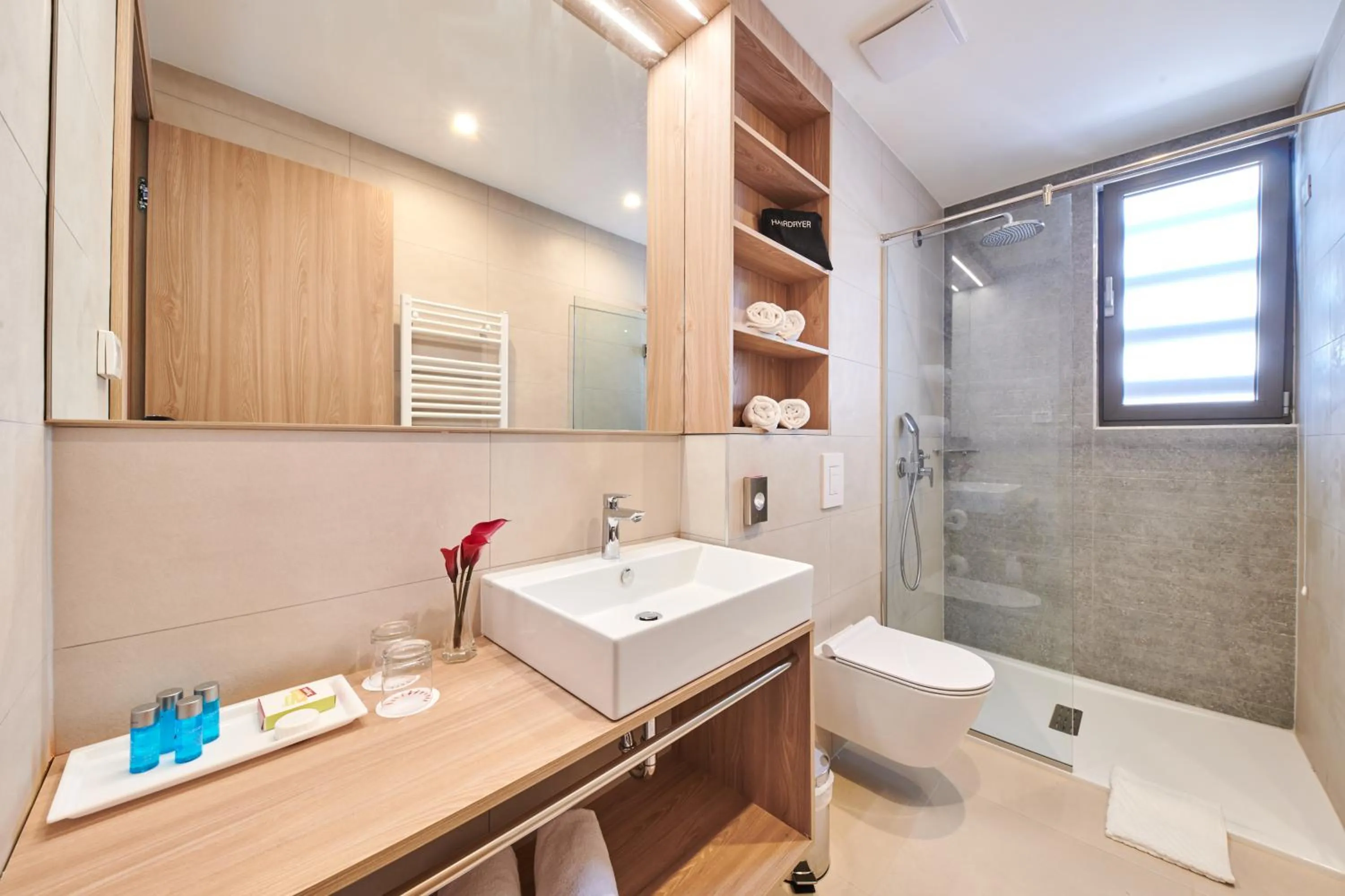 Shower in Garden Suites Umag Plava Laguna