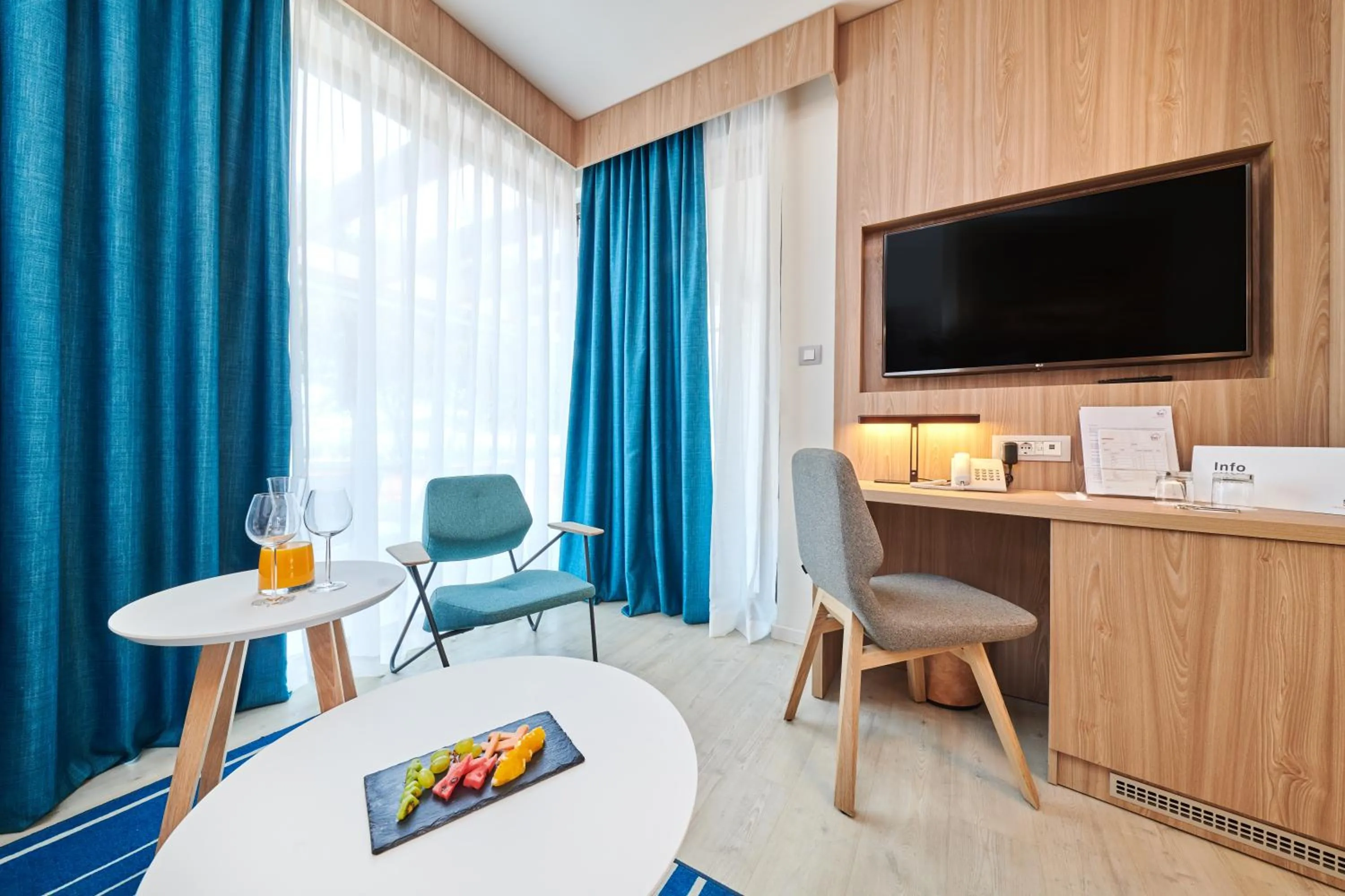 TV and multimedia in Garden Suites Umag Plava Laguna