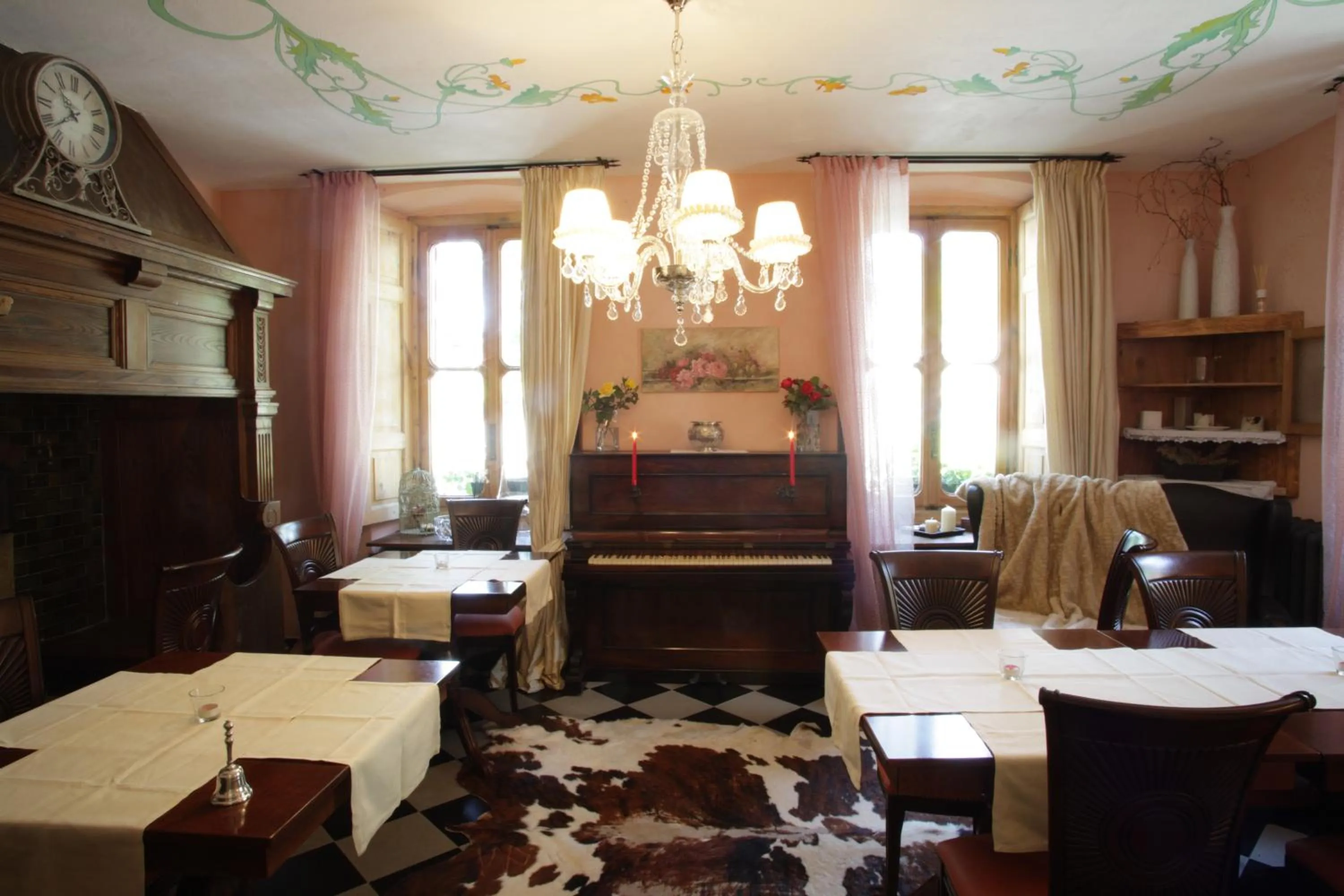 Restaurant/places to eat in Relais Villa Brioschi