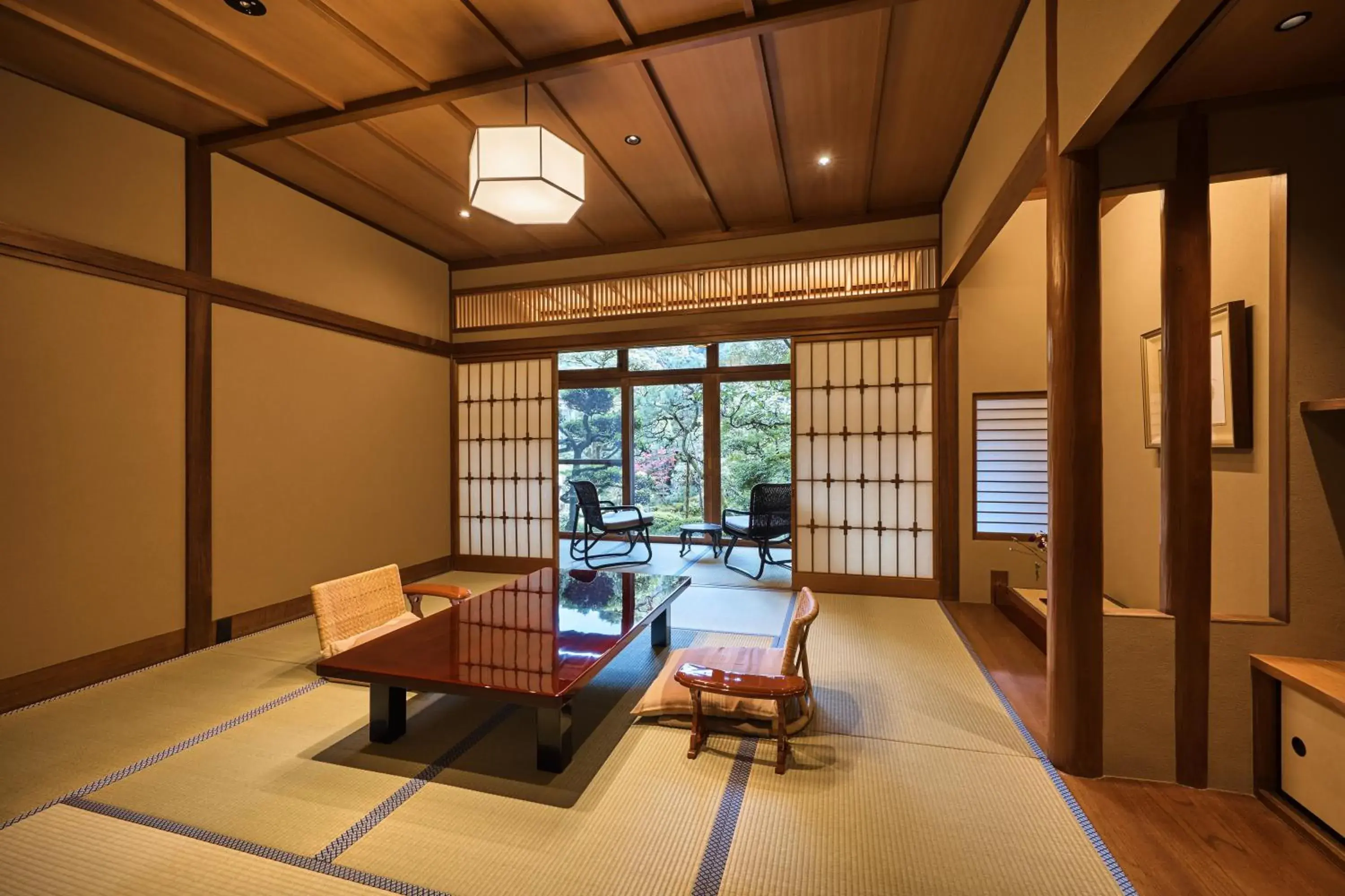 Living room in Nishimuraya Honkan Living room in Nishimuraya Honkan