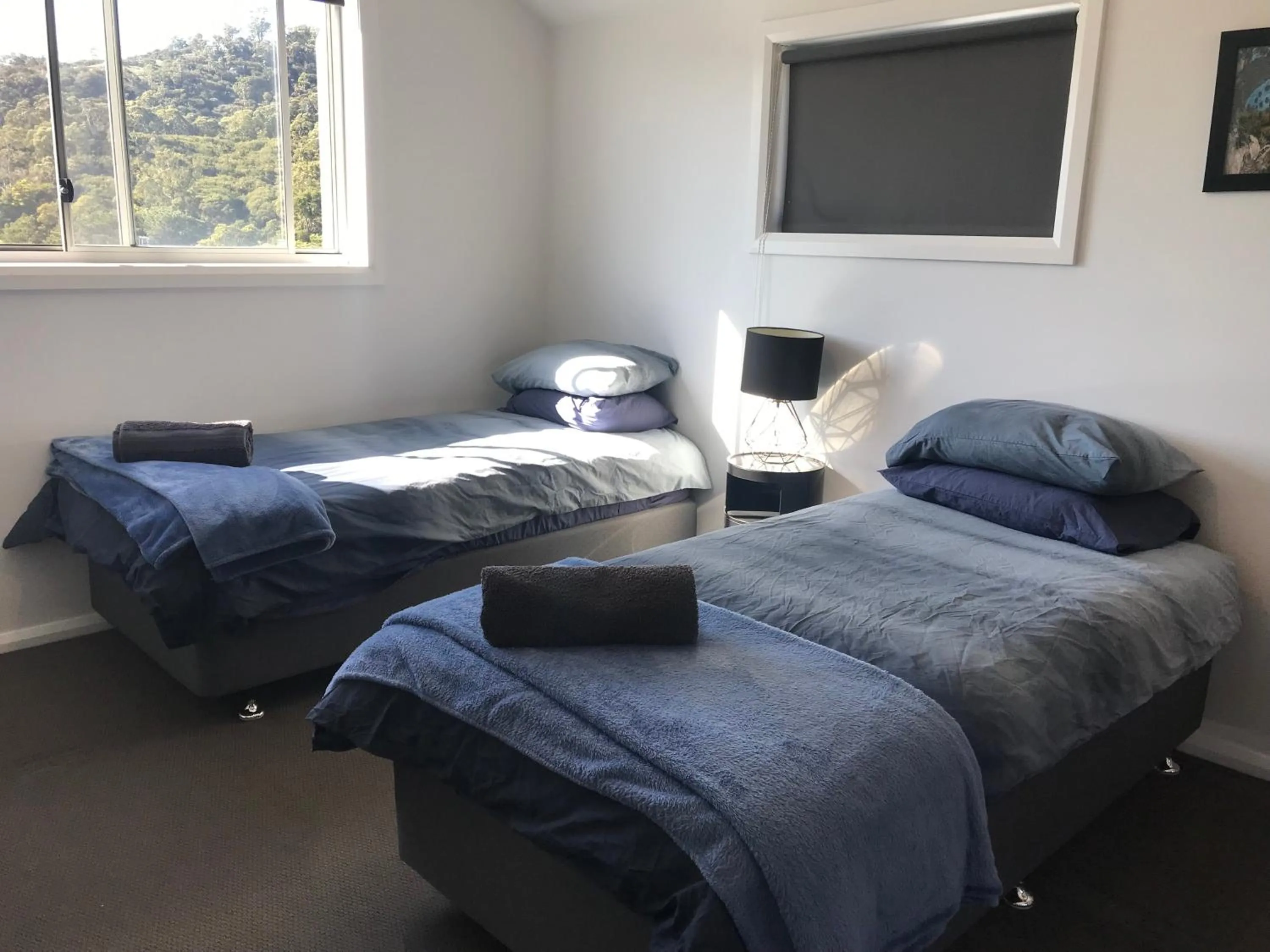 Bedroom, Bed in Derby Digs Barn