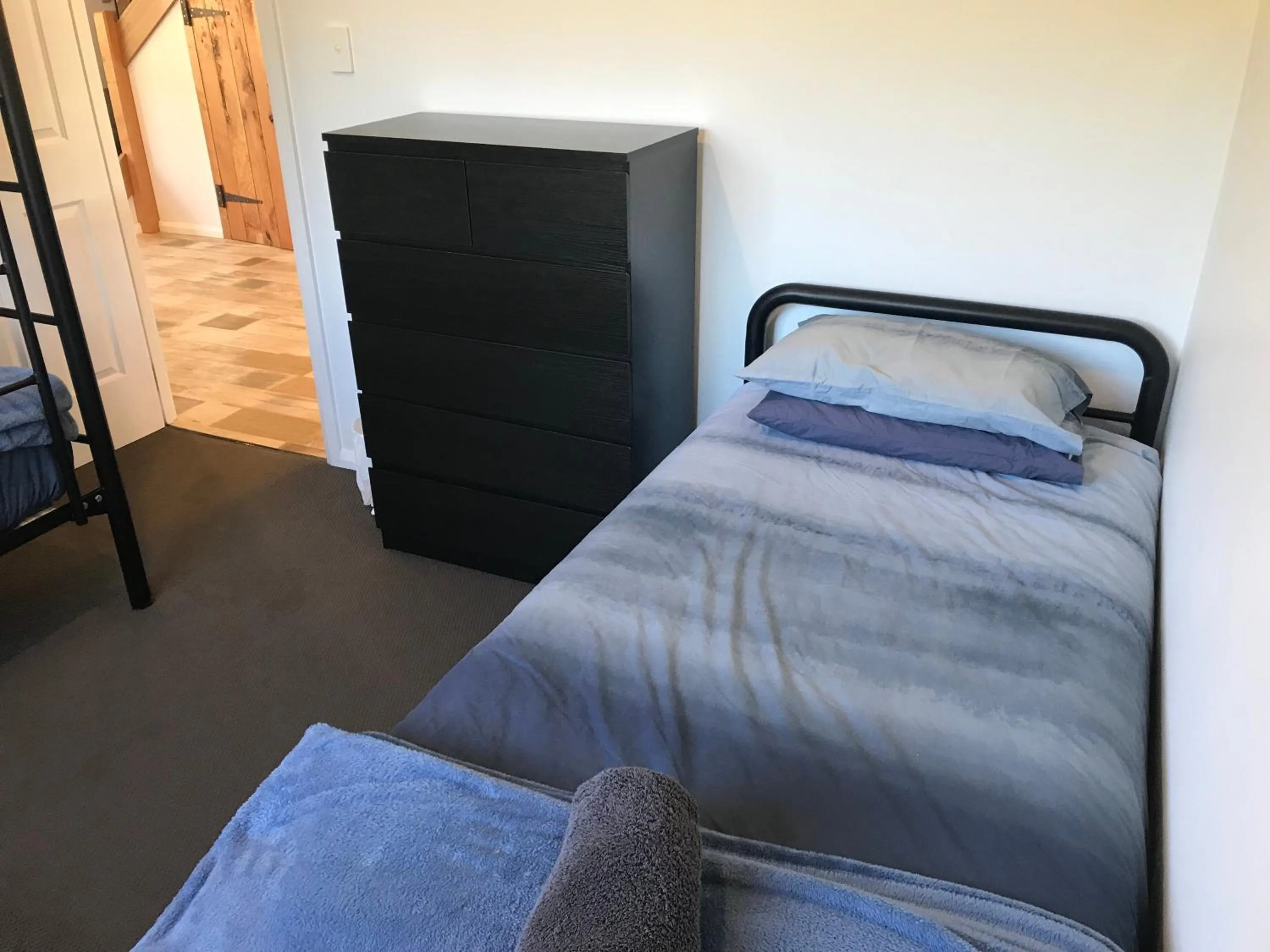 Bedroom, Bed in Derby Digs Barn