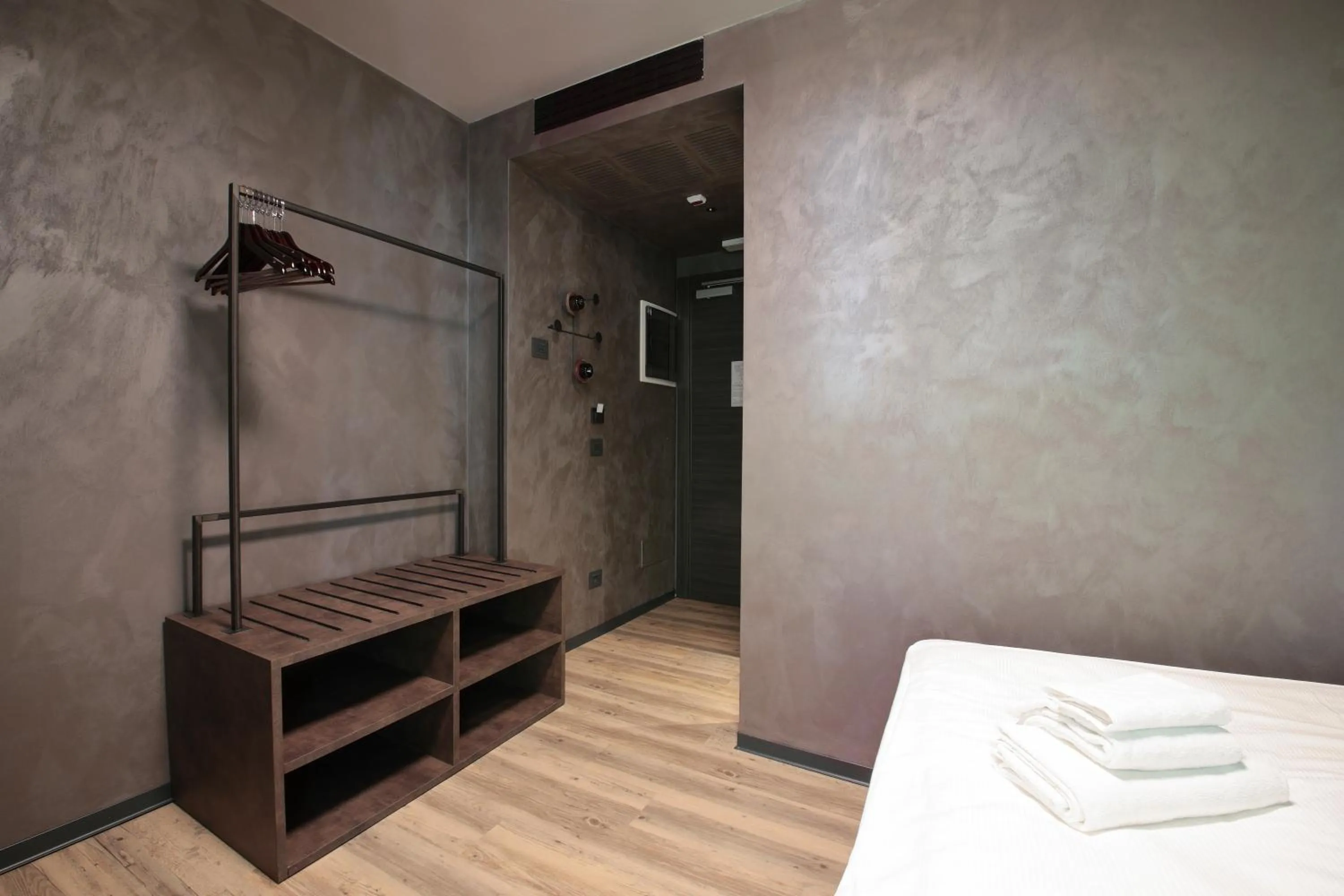 Bed in Crimea Wine Hotel