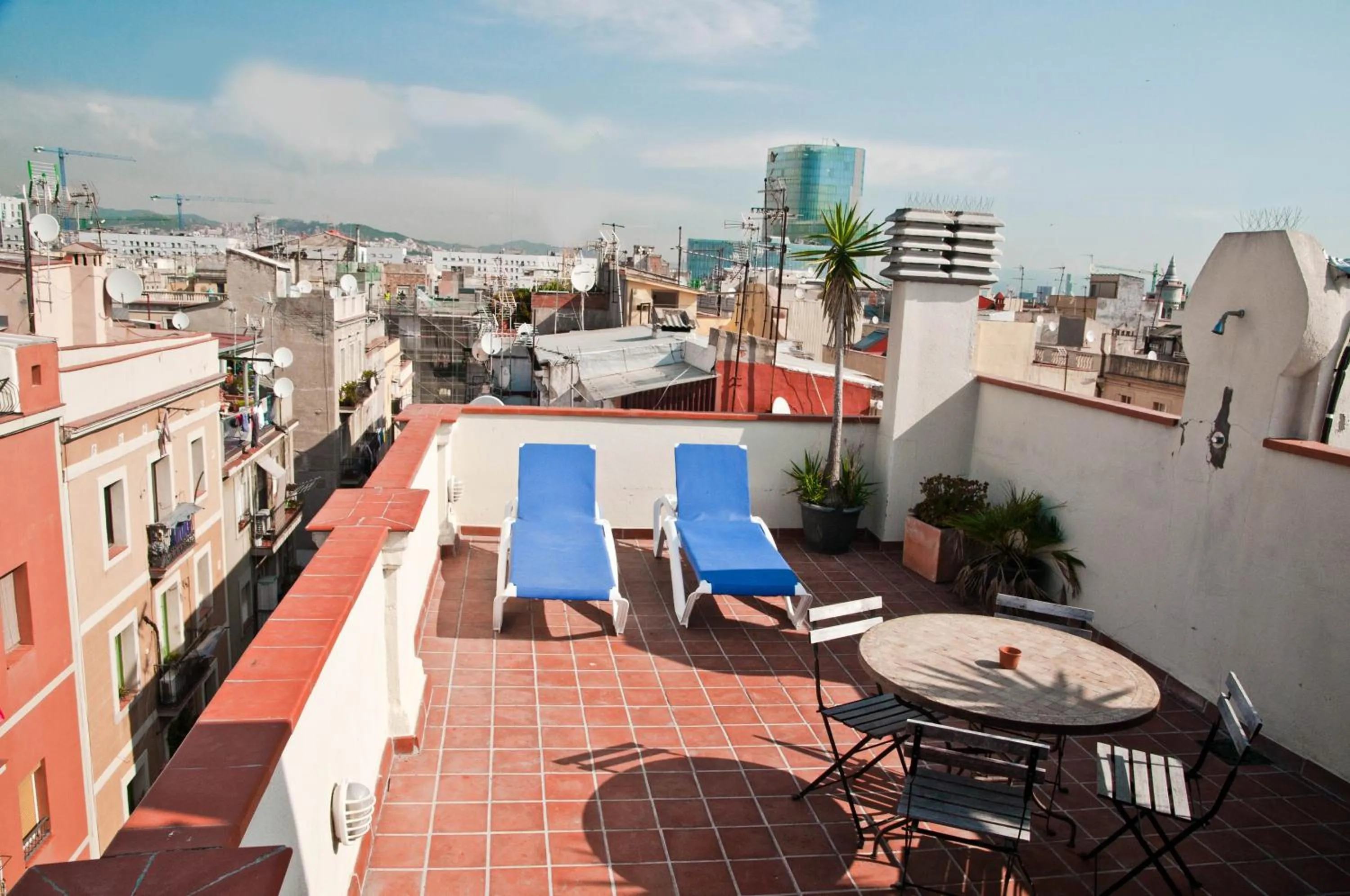 Barceloneta Suites Apartments Beach