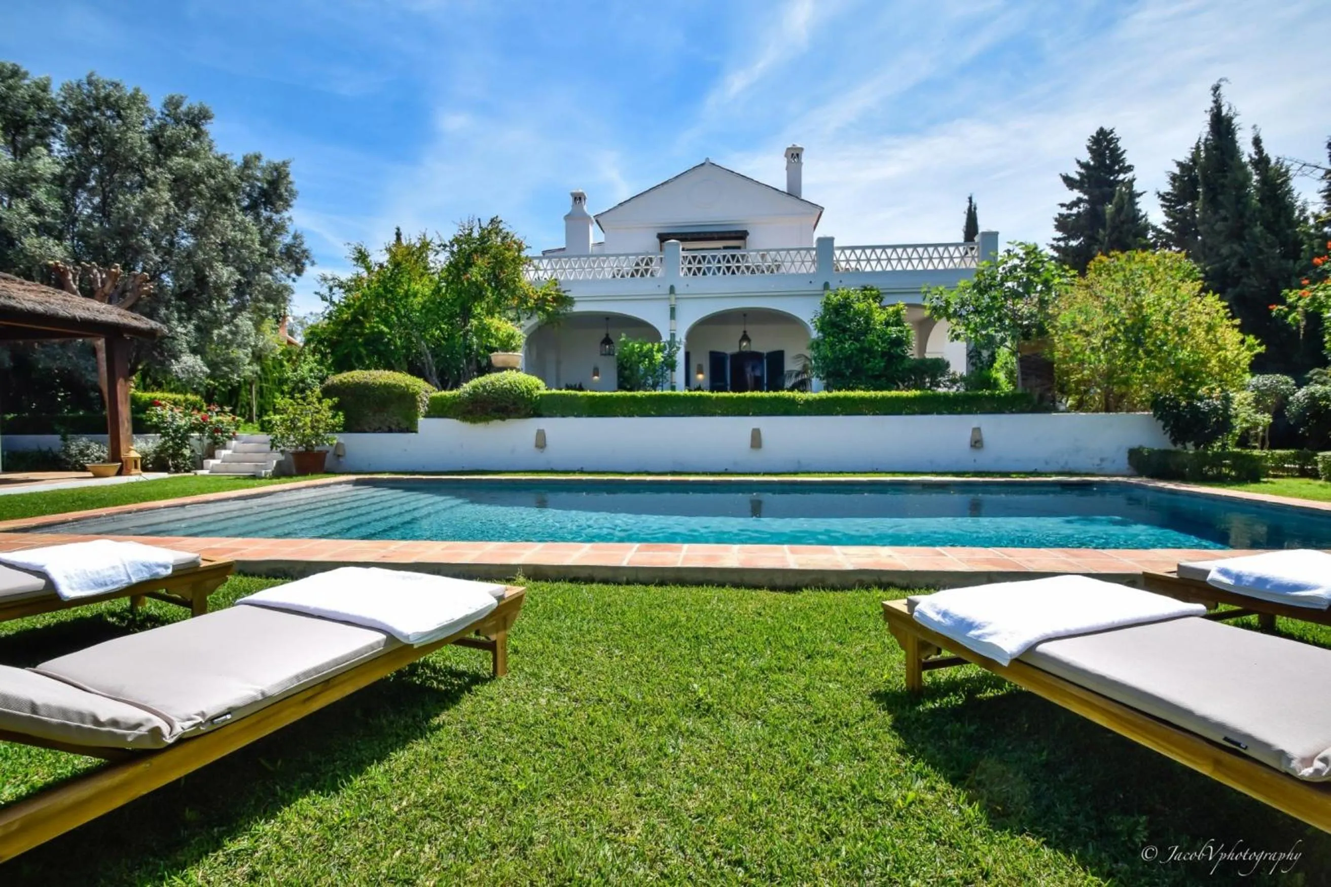 Spacious Andalusian-inspired Villa with Scenic Views