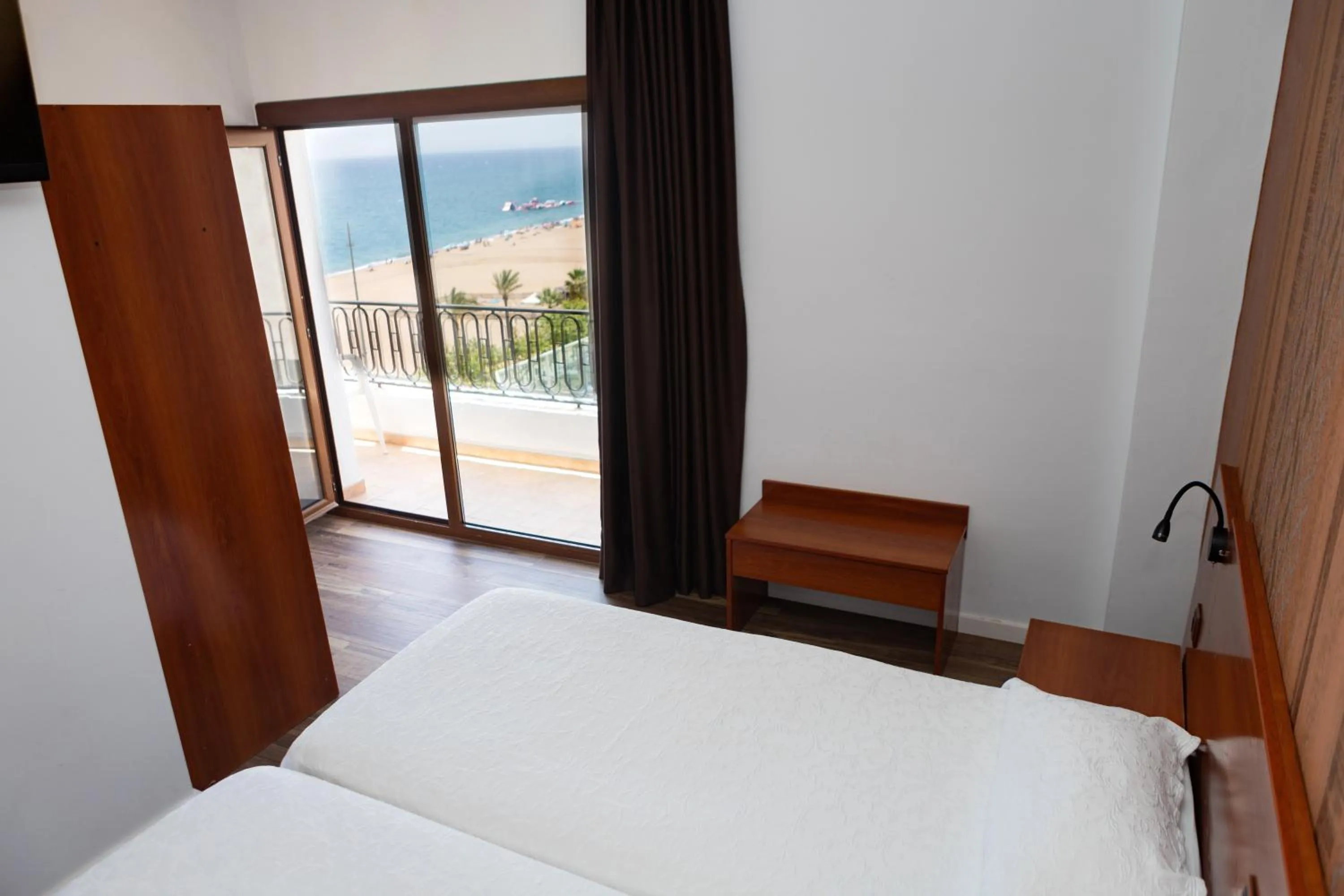 Bed in Hotel Haromar