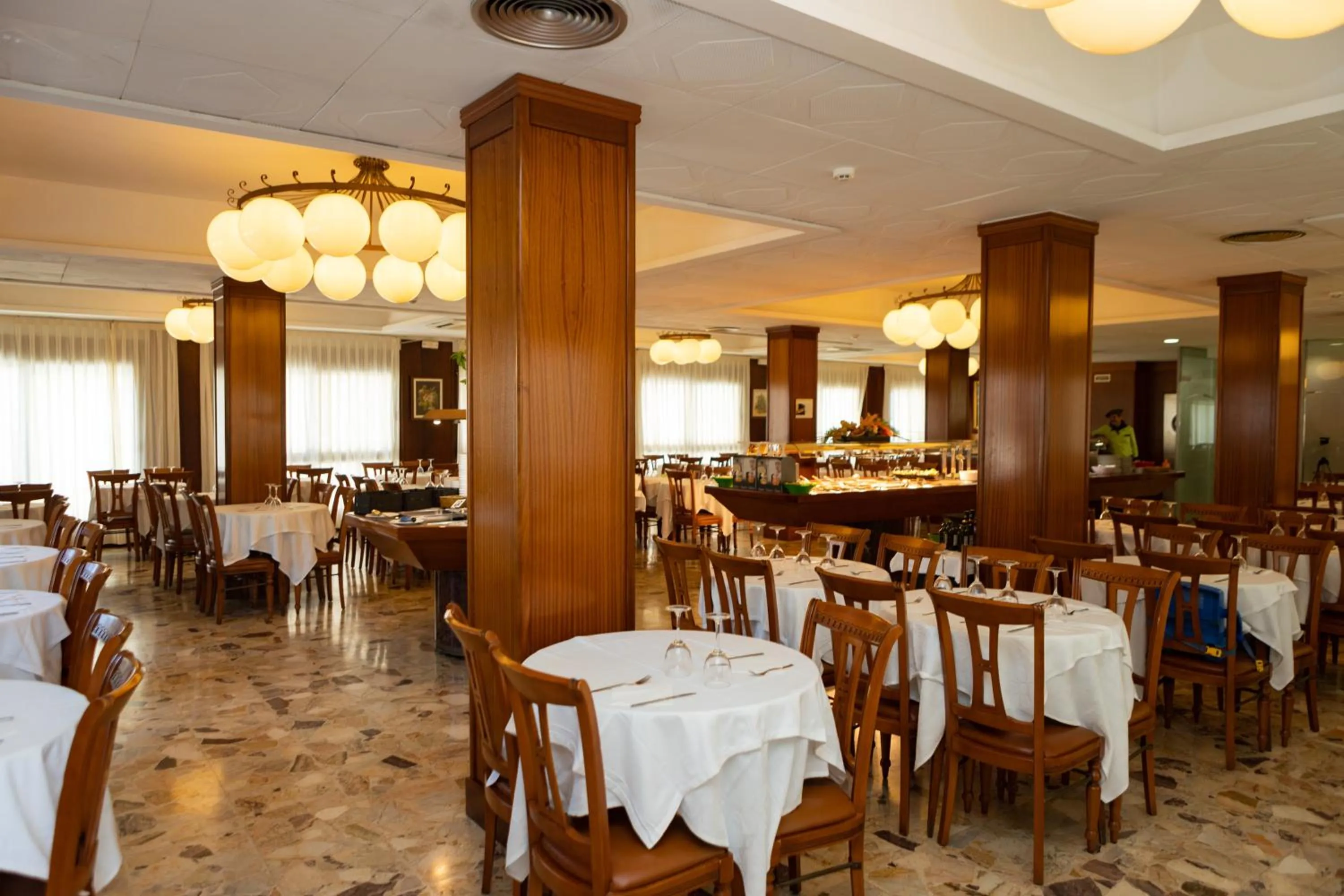 Dining area in Hotel Haromar