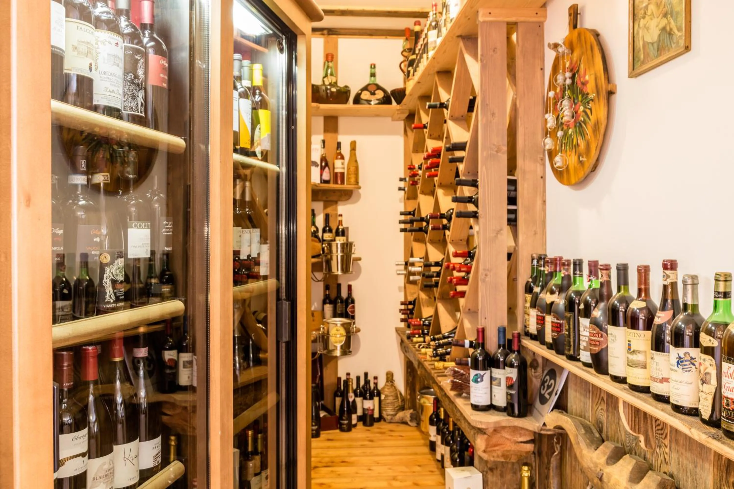 Alcoholic drinks in Pineta Pastry Hotel