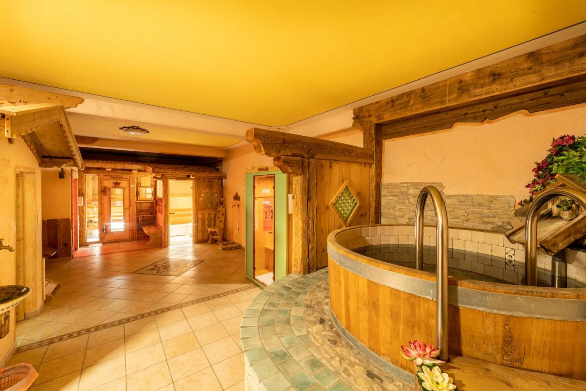 Spa and wellness centre/facilities in Pineta Pastry Hotel