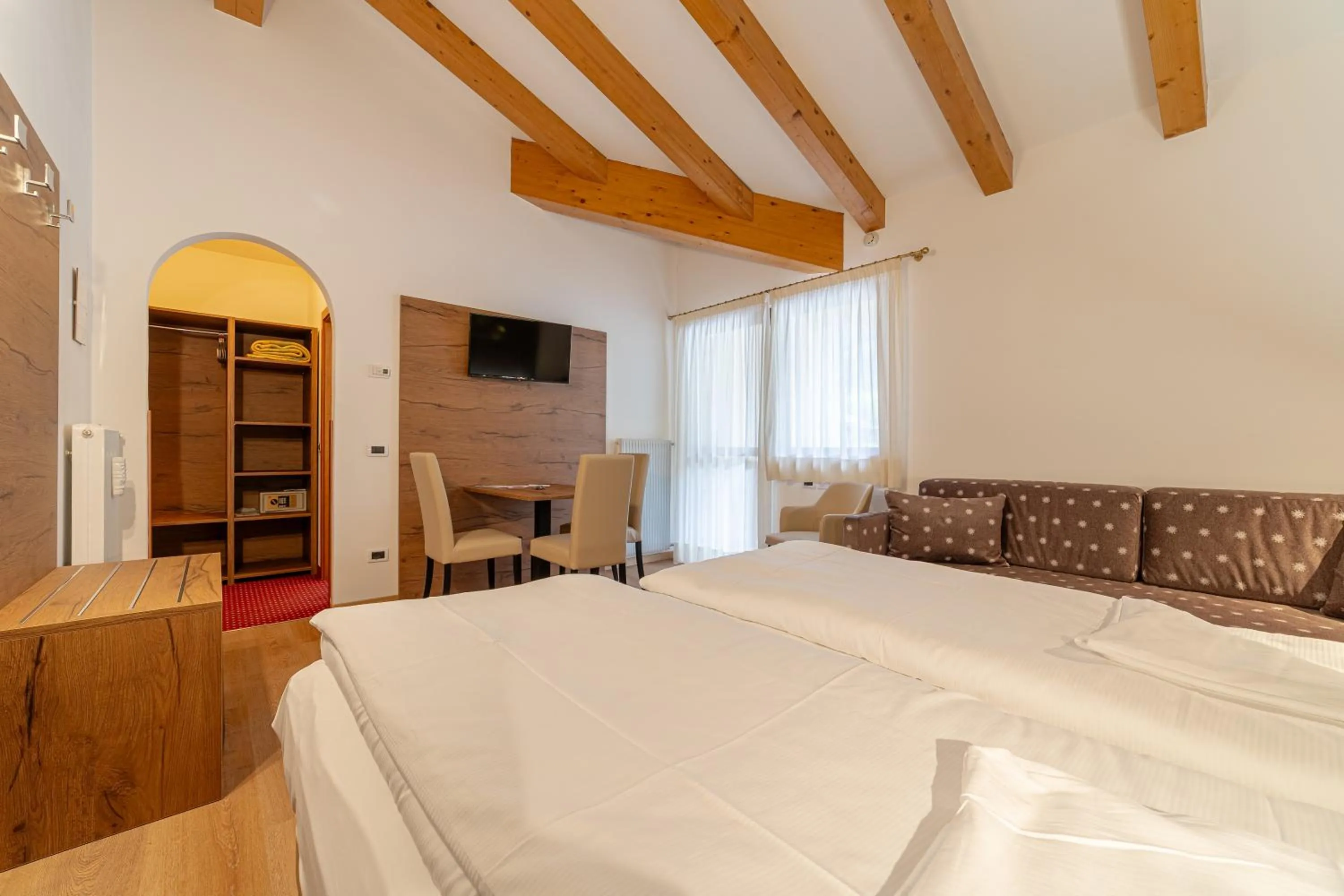 Bedroom, Bed in Pineta Pastry Hotel