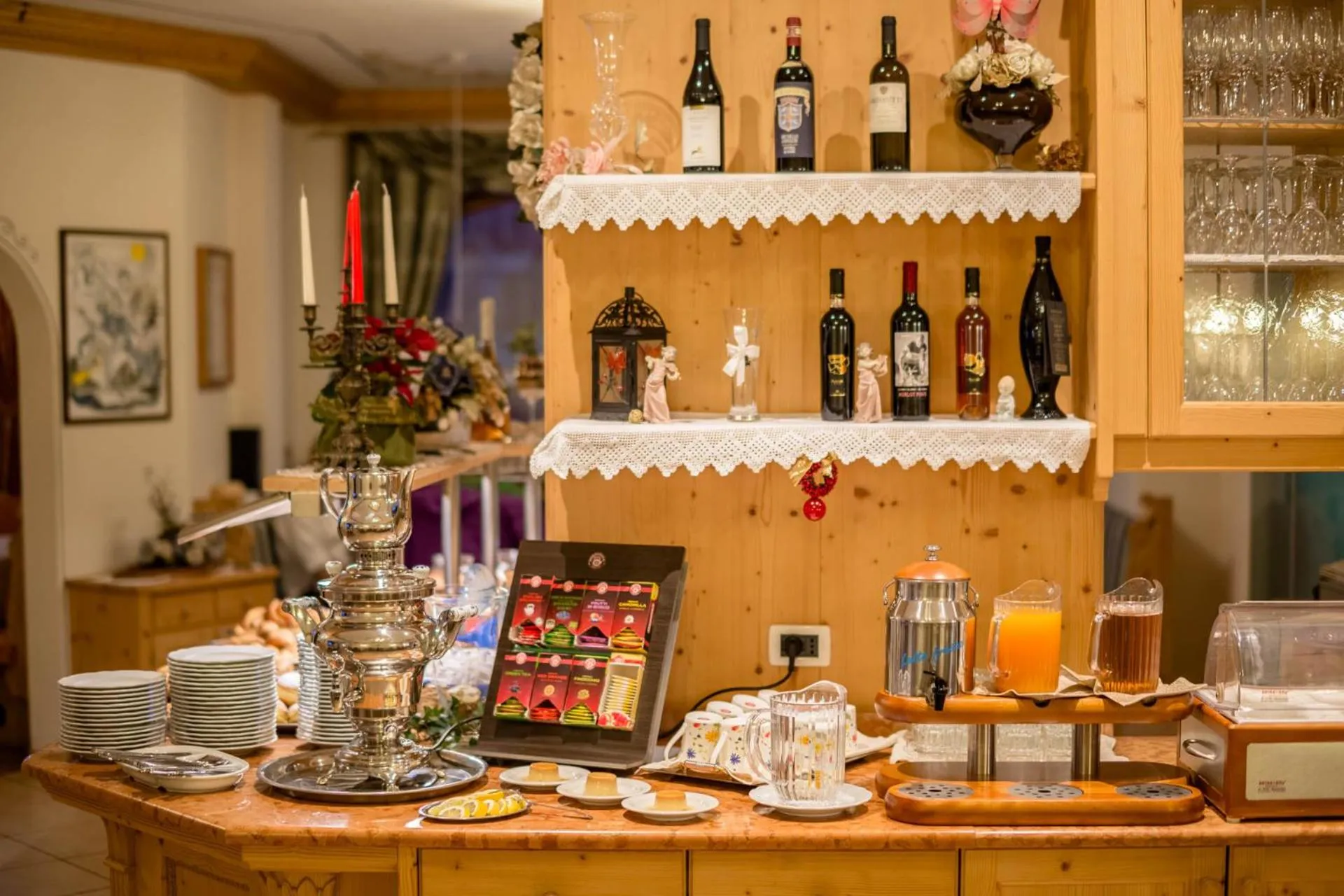 Breakfast in Pineta Pastry Hotel