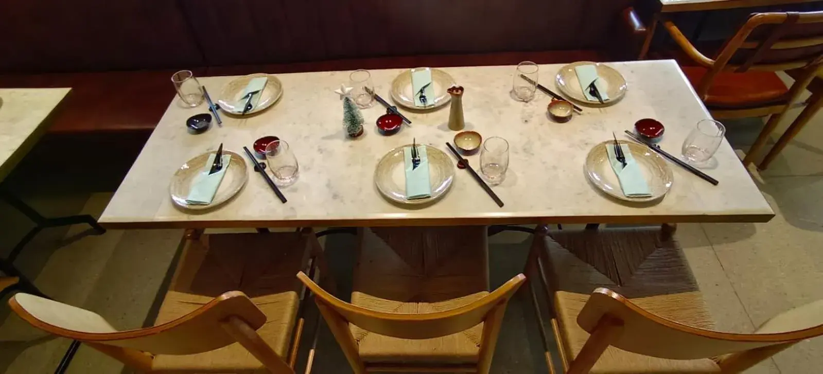 Restaurant/places to eat in Kings International Juhu Restaurant/places to eat in Kings International Juhu