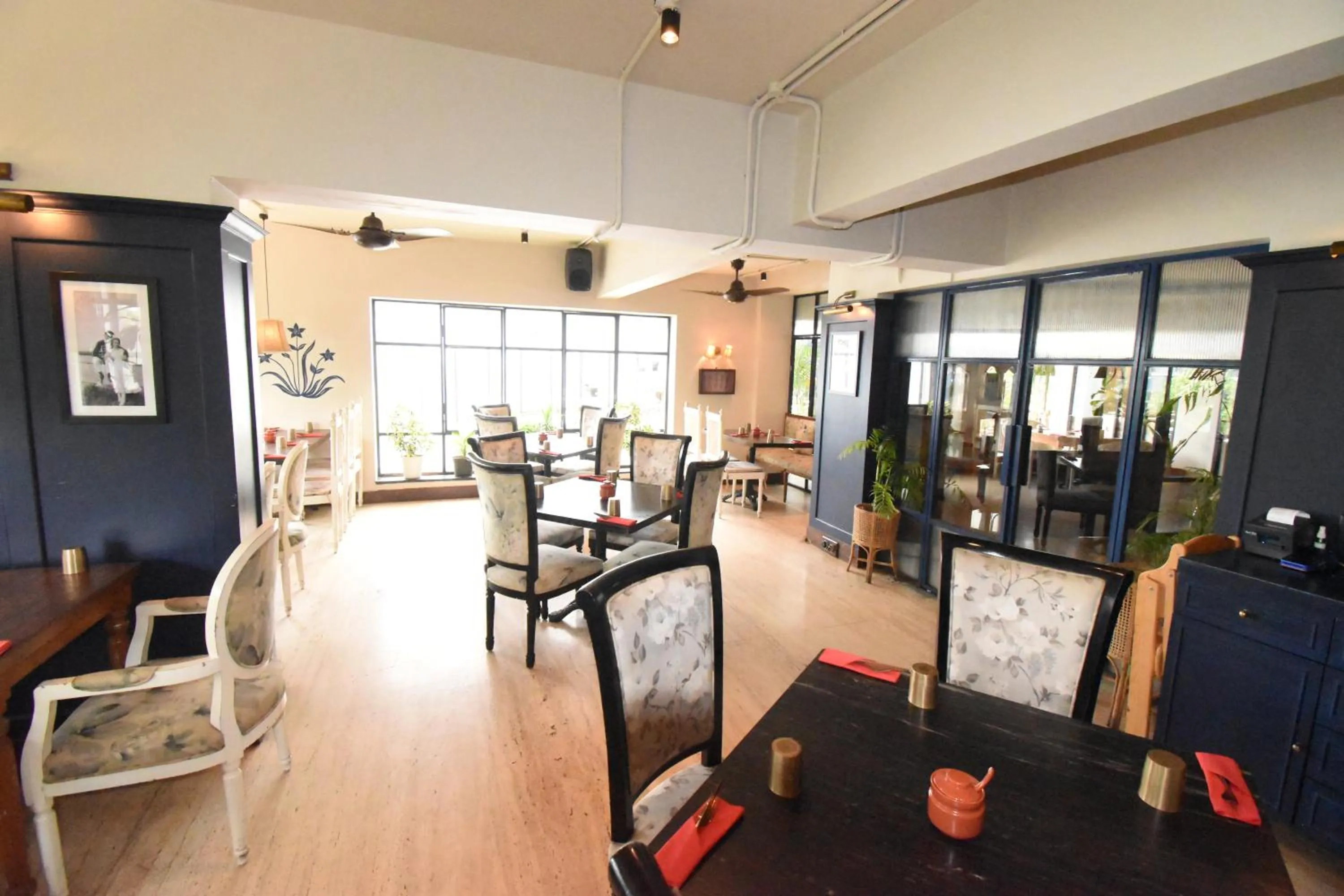 Lobby or reception in Kings International Juhu