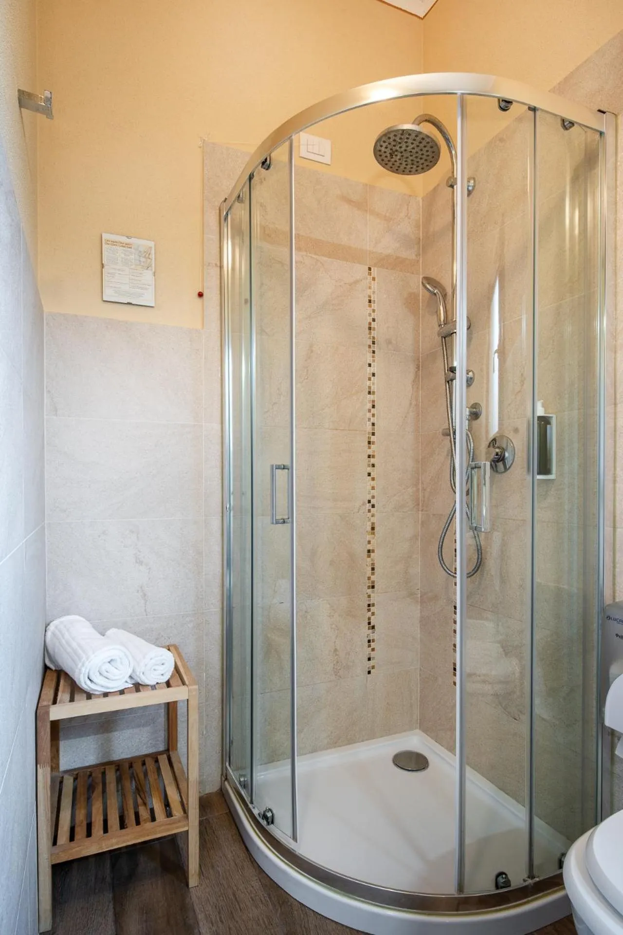Shower in Hotel Lu Pitrali