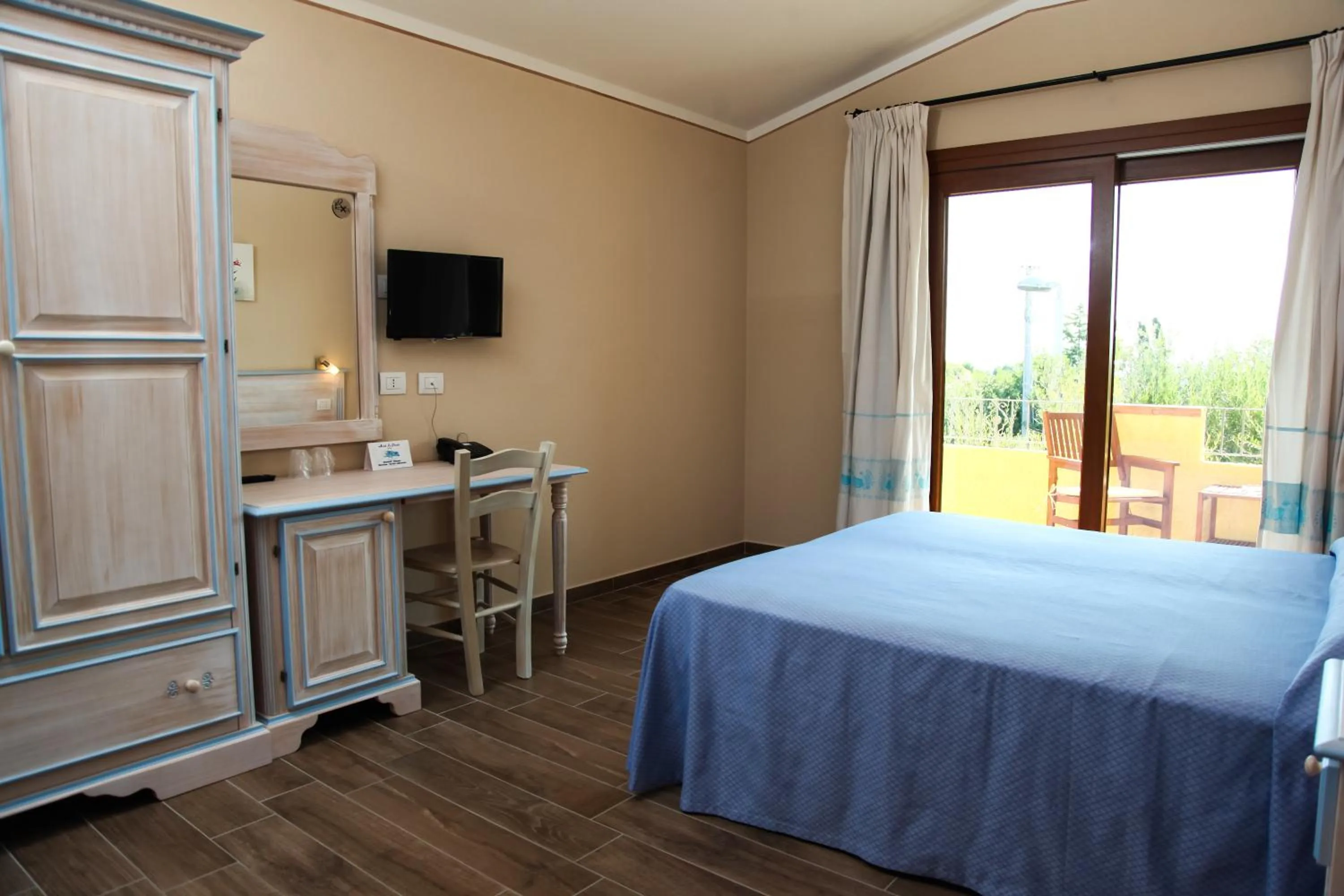 Bed in Hotel Lu Pitrali