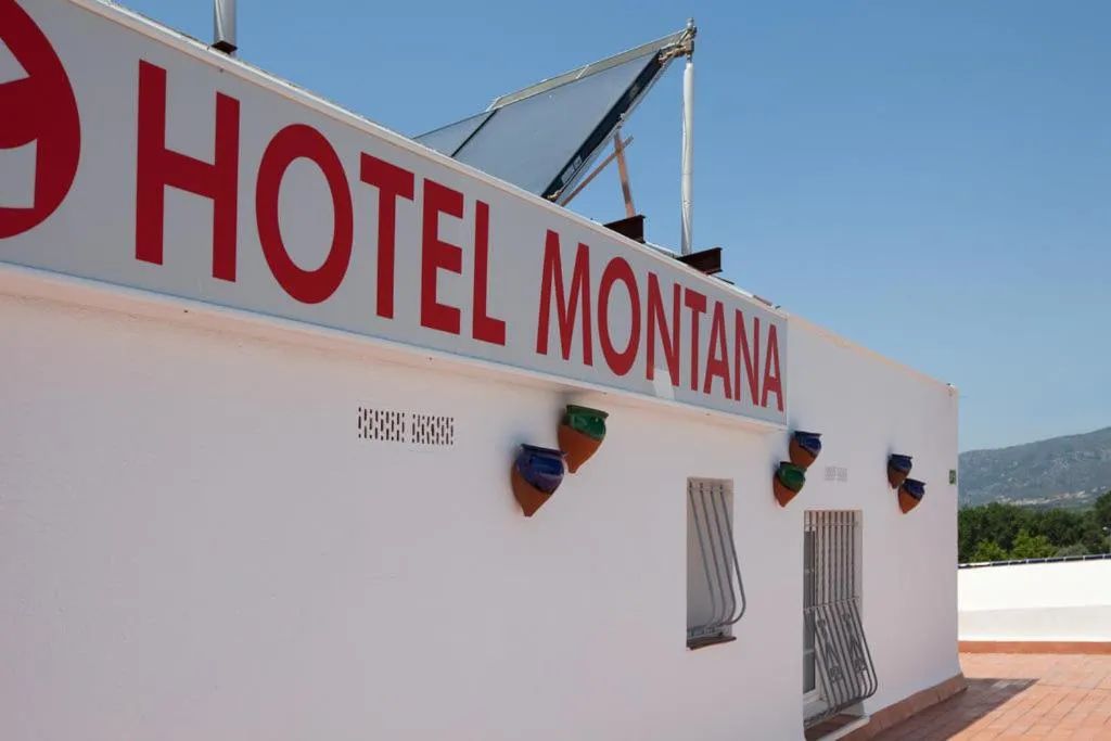 Logo/Certificate/Sign in Hotel Montana by Bossh! Hotels