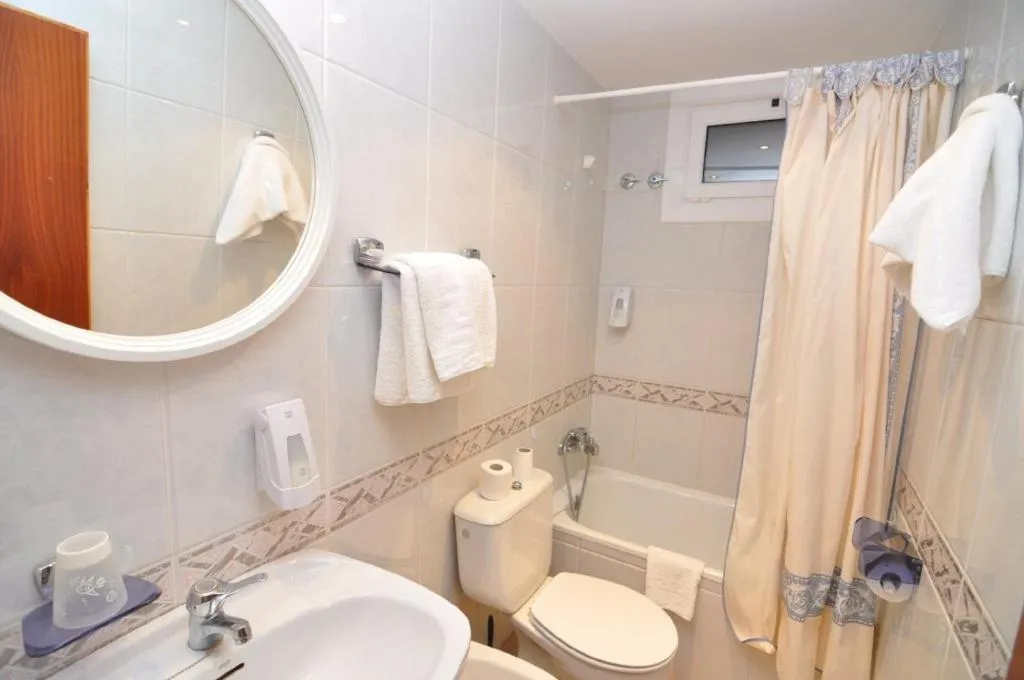 Bathroom in Hotel Montana by Bossh! Hotels