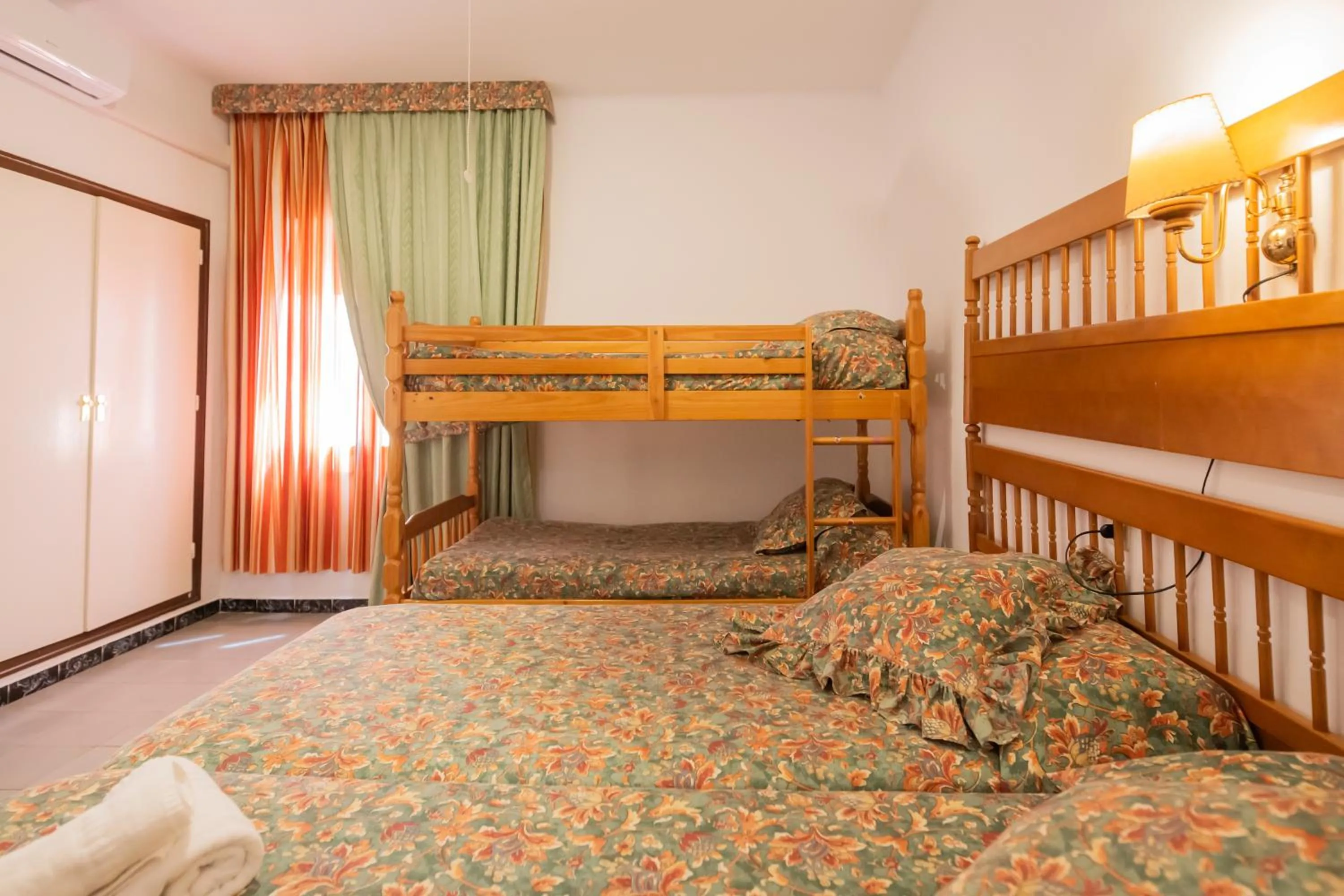 Bed in Hotel Montana by Bossh! Hotels