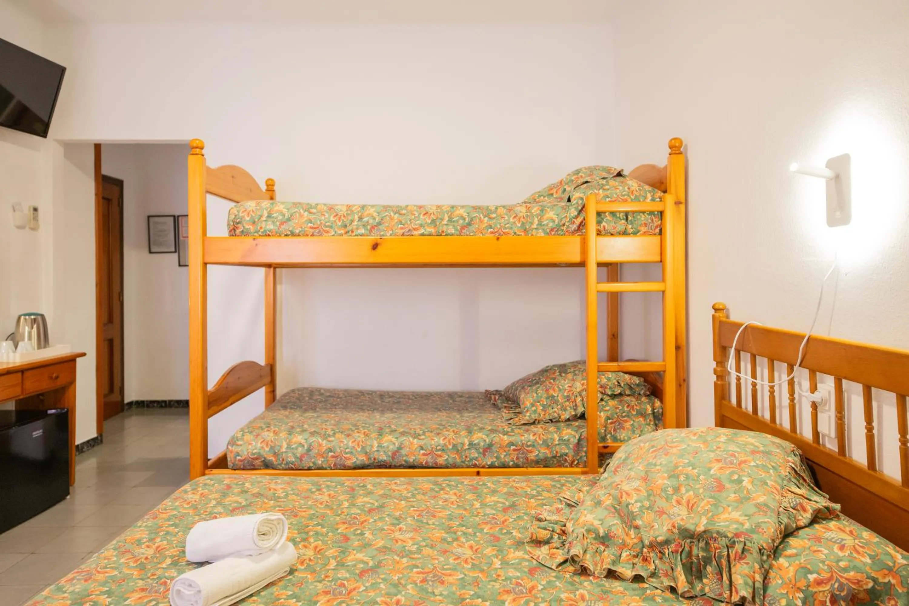 Bed in Hotel Montana by Bossh! Hotels