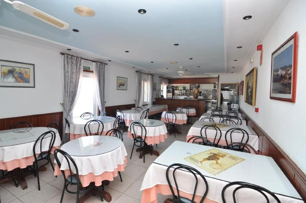 Restaurant/places to eat in Hotel Montana by Bossh! Hotels