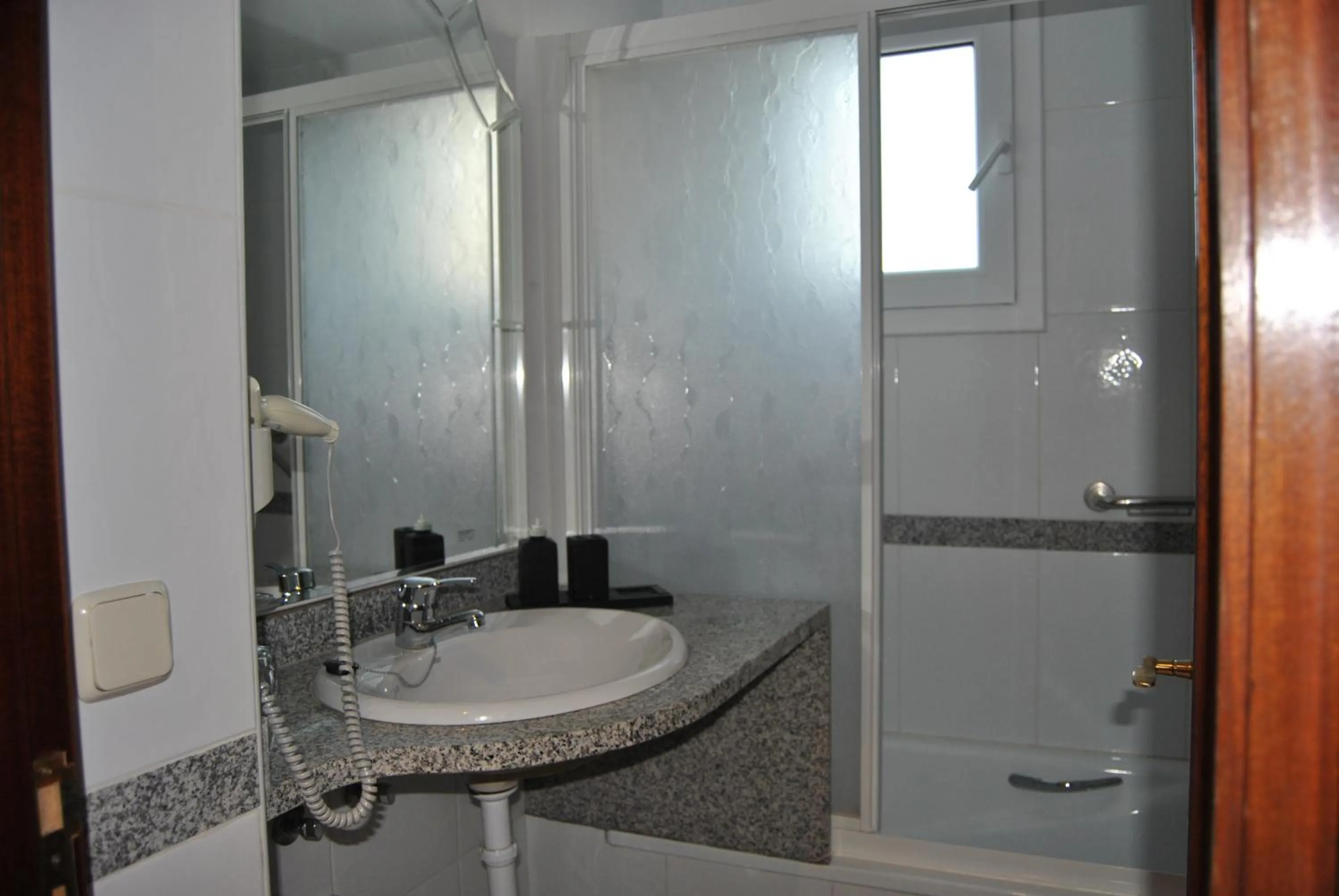 Bathroom in Hotel Montana by Bossh! Hotels