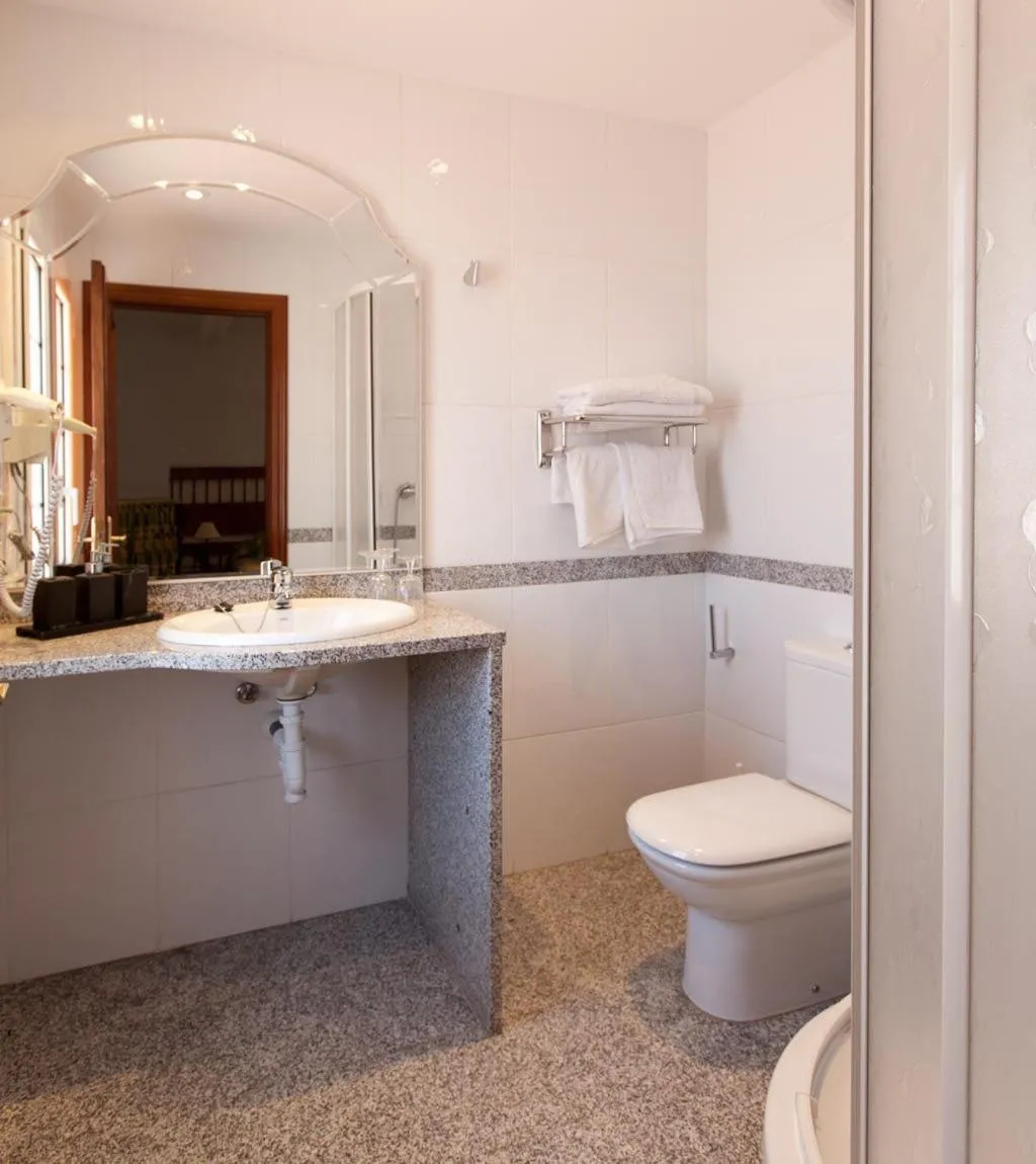 Bathroom in Hotel Montana by Bossh! Hotels