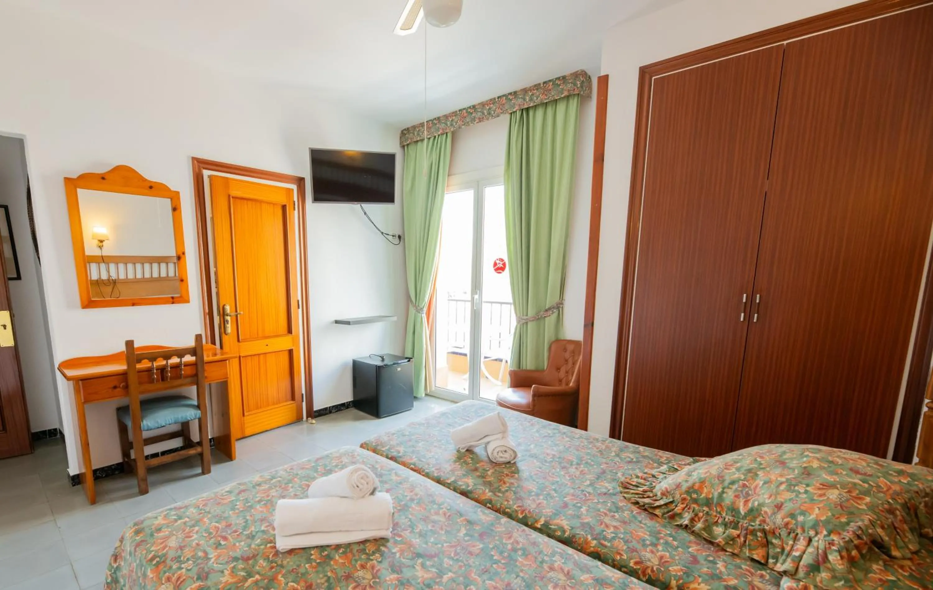 Bed in Hotel Montana by Bossh! Hotels