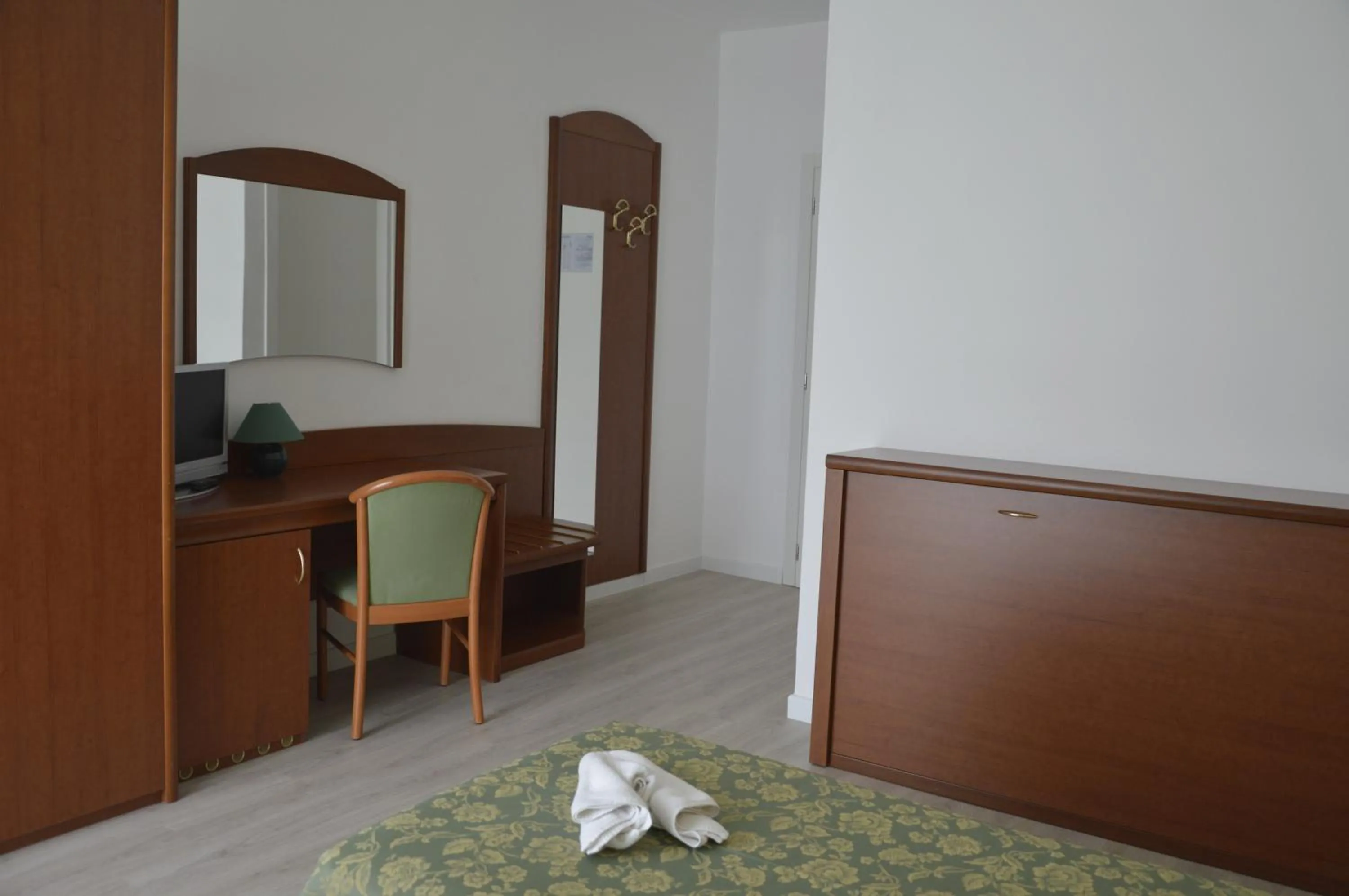Photo of the whole room, Bed in Hotel Garni Selene