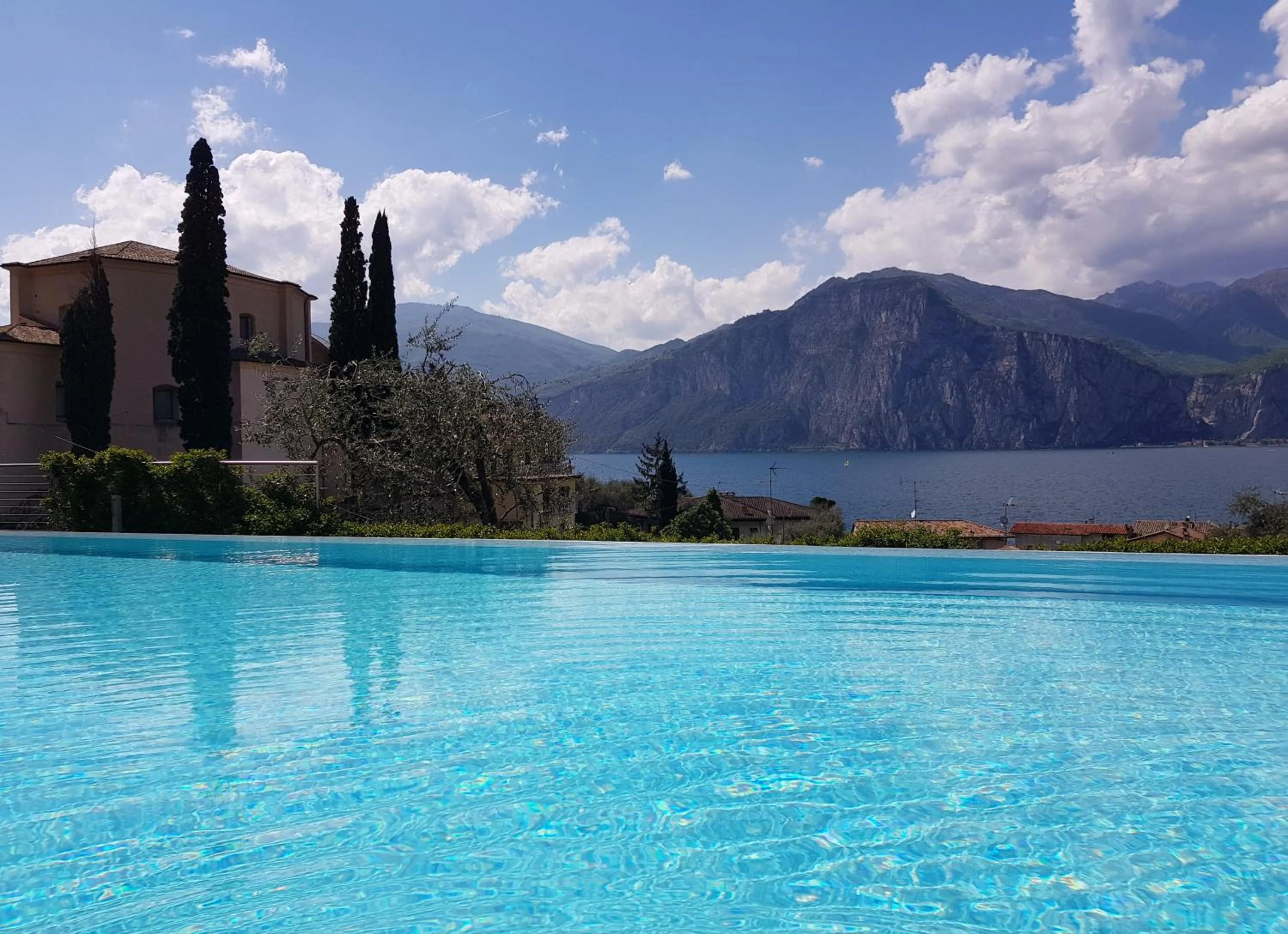 Swimming pool in Hotel Garni Selene