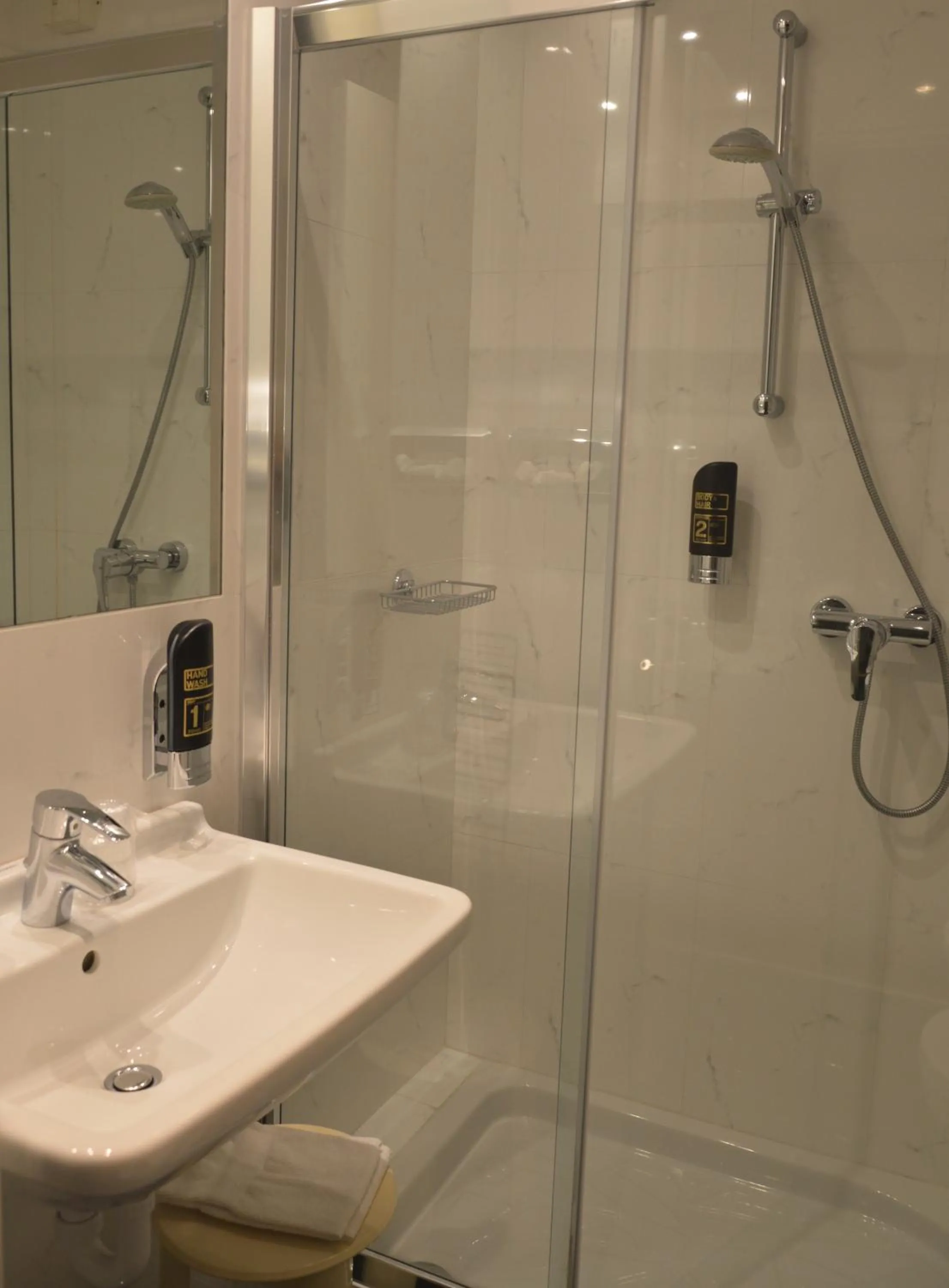 Bathroom in Hotel Garni Selene