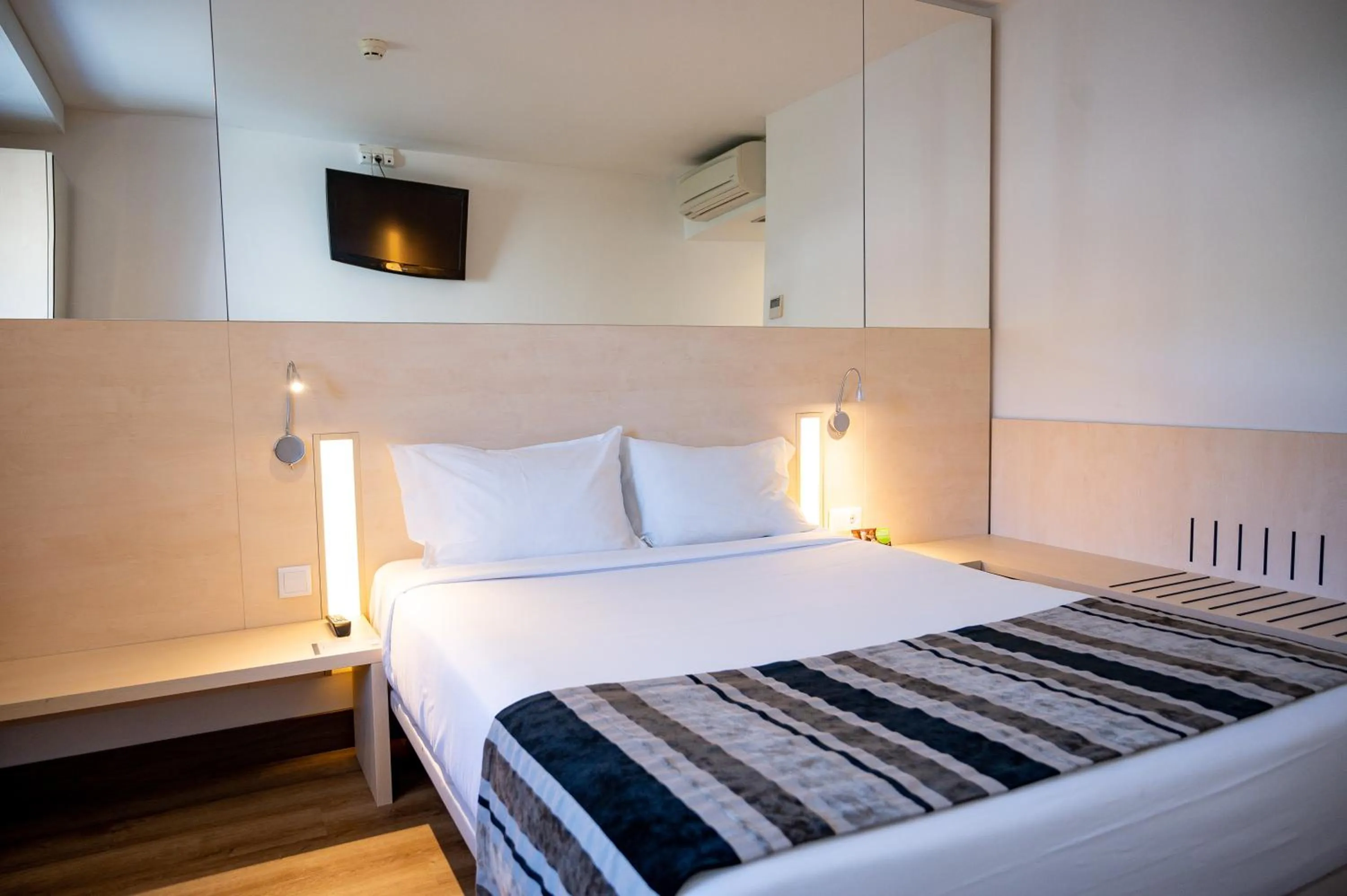 Bed in Park Hotel Porto Valongo