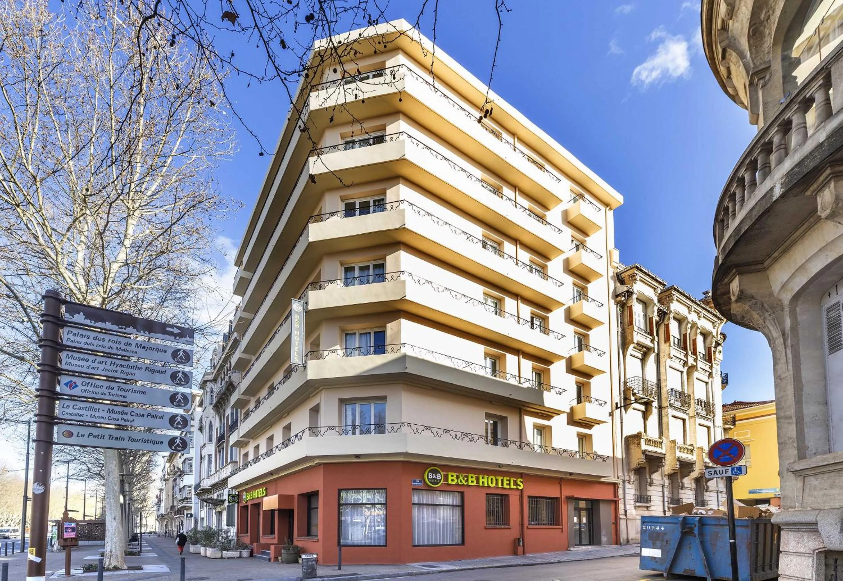 Property building in B&B HOTEL Perpignan Centre