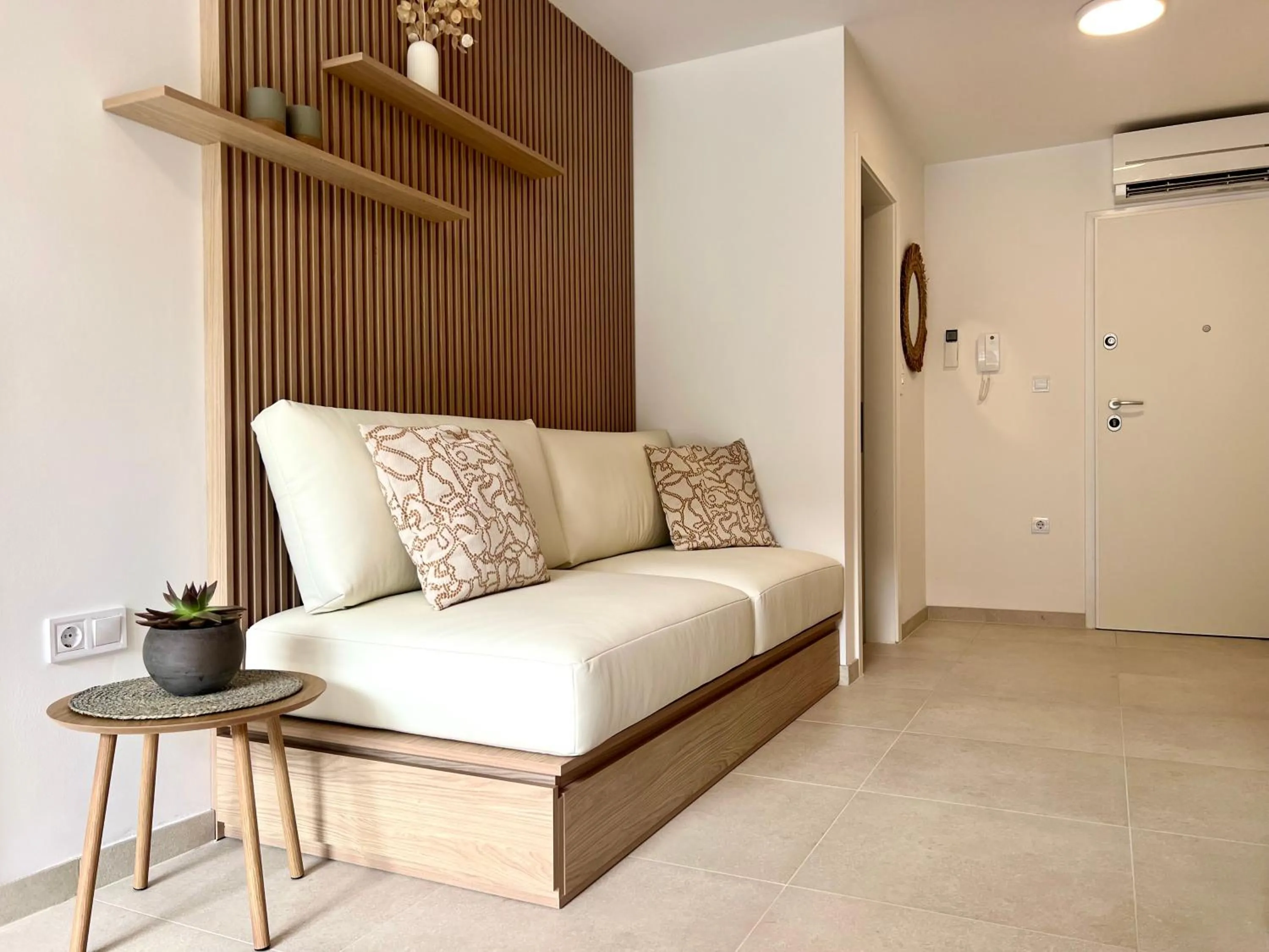 Living room, Bed in Casa Bella