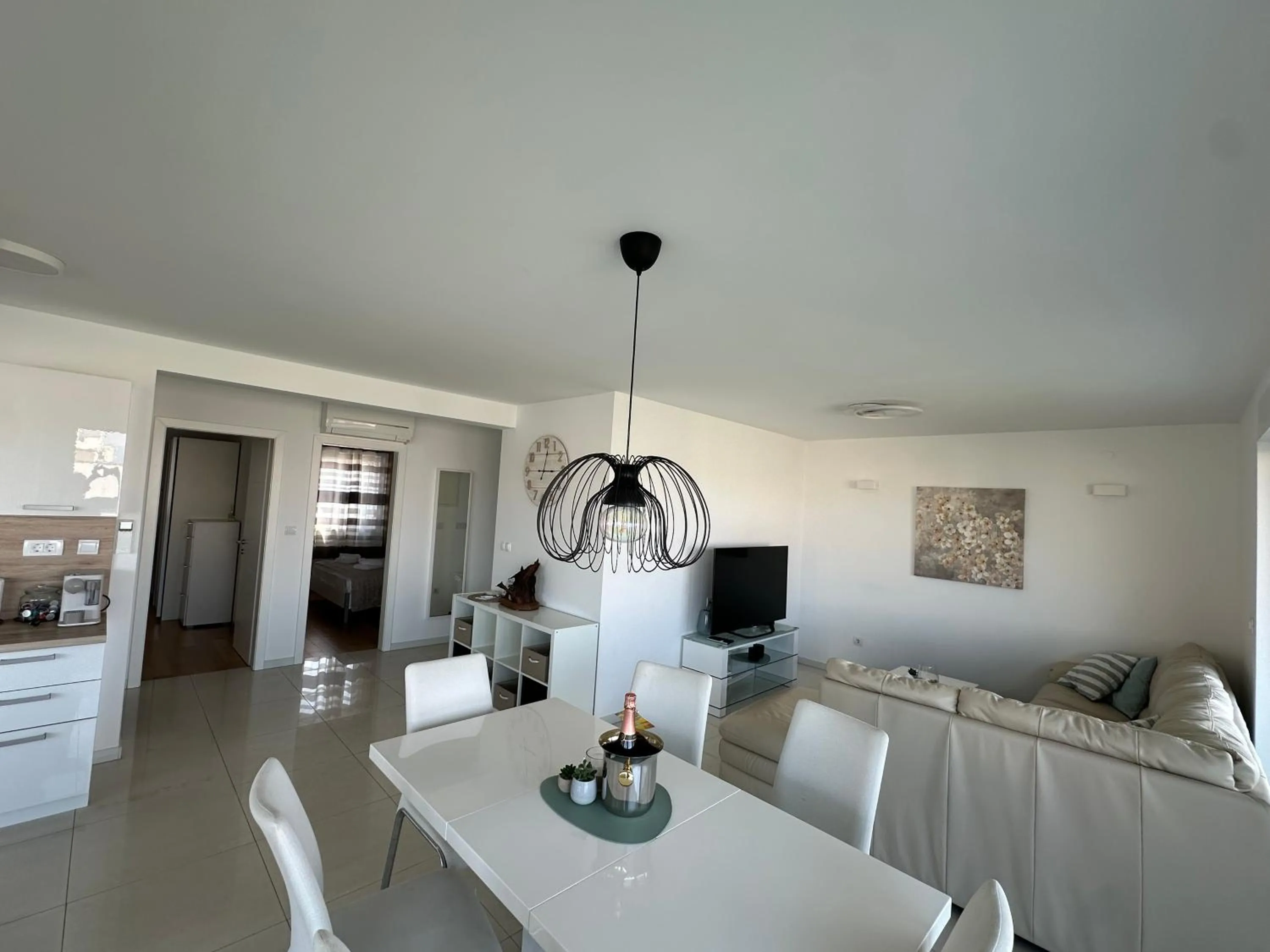 Dining area in Casa Bella