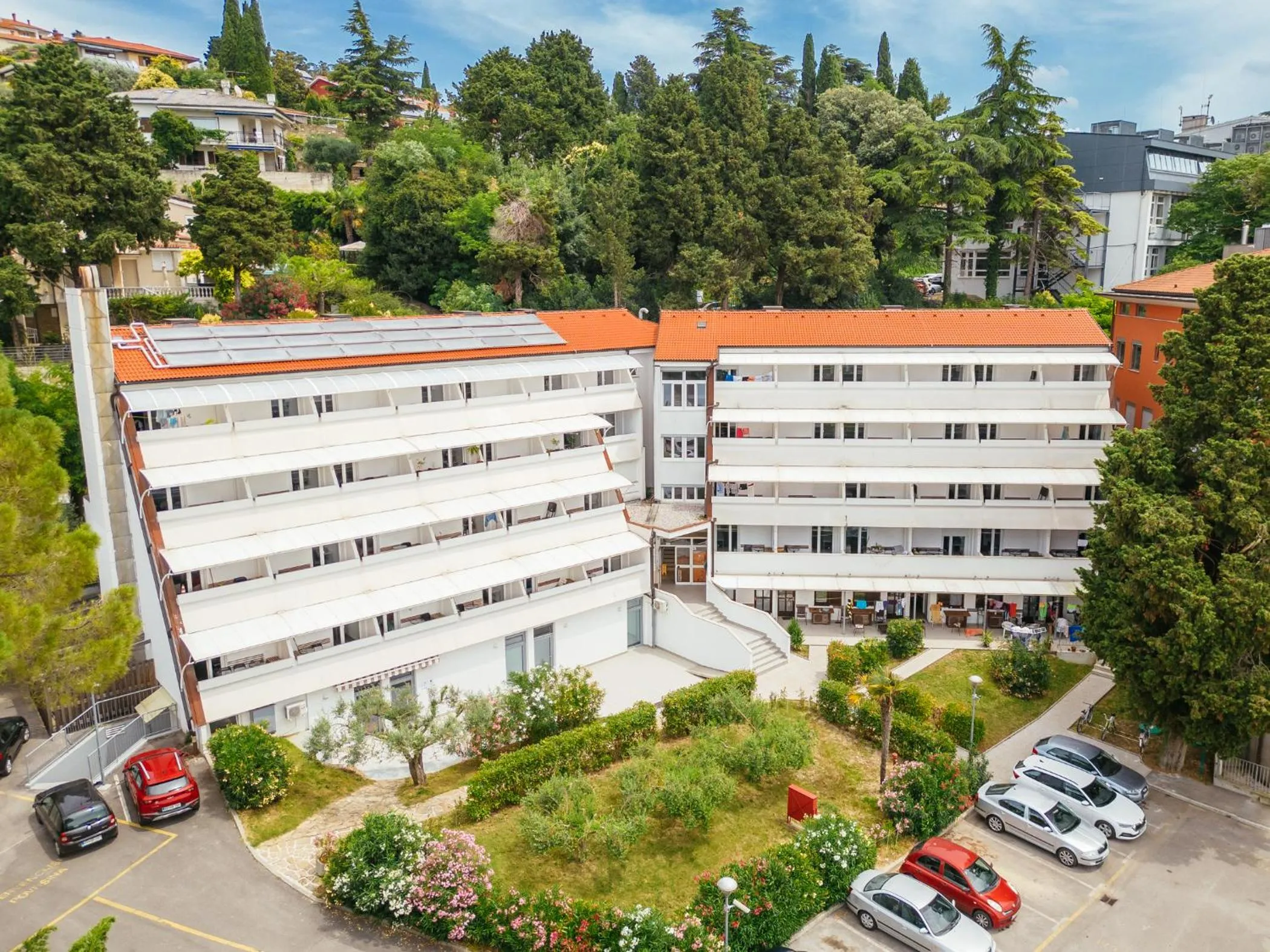 Property building in ŠD Portorož Hostel Korotan