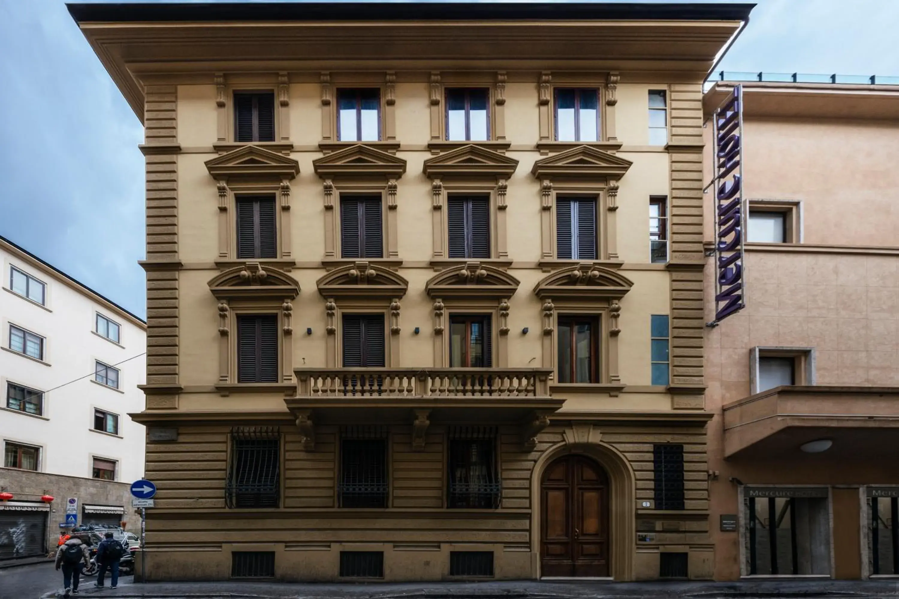 Facade/entrance in Daphne Guest House Facade/entrance in Daphne Guest House