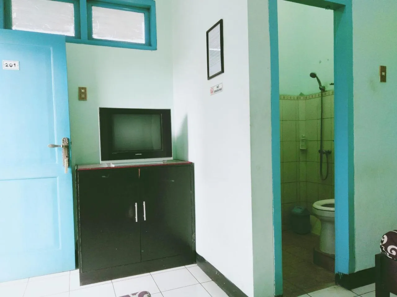 Bathroom in Hotel Taman Indah