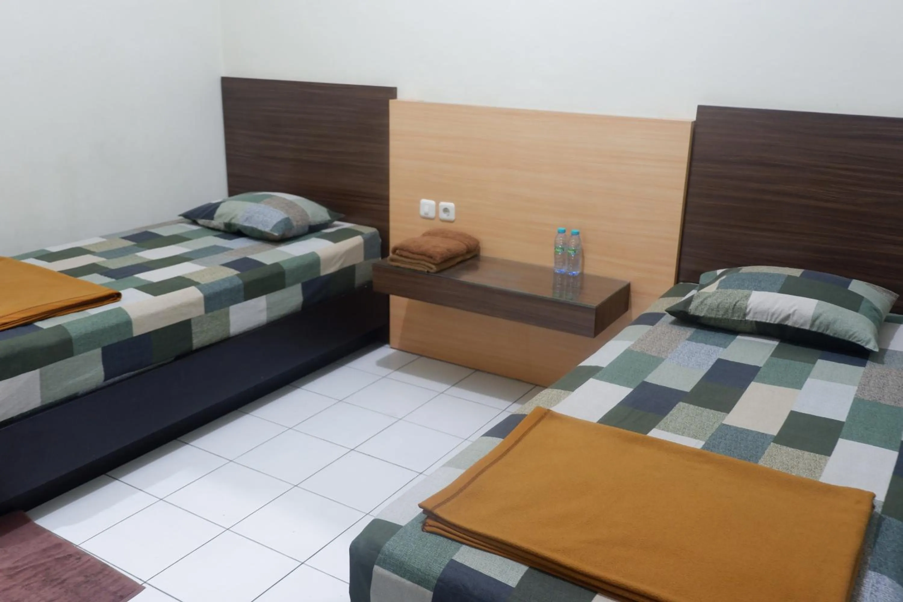 View (from property/room), Bed in Hotel Taman Indah