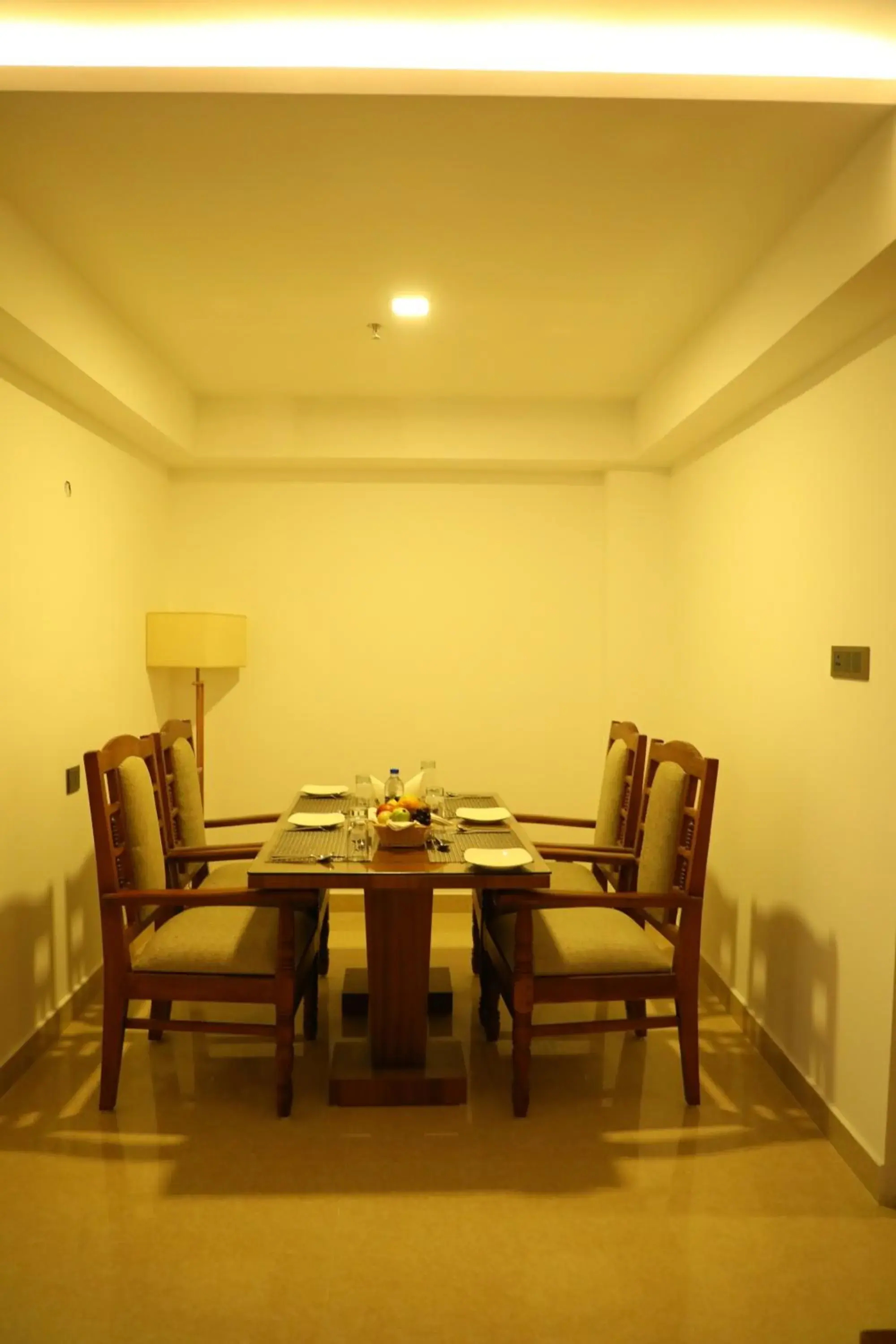 Restaurant/places to eat in Hotel Karthika Park Restaurant/places to eat in Hotel Karthika Park
