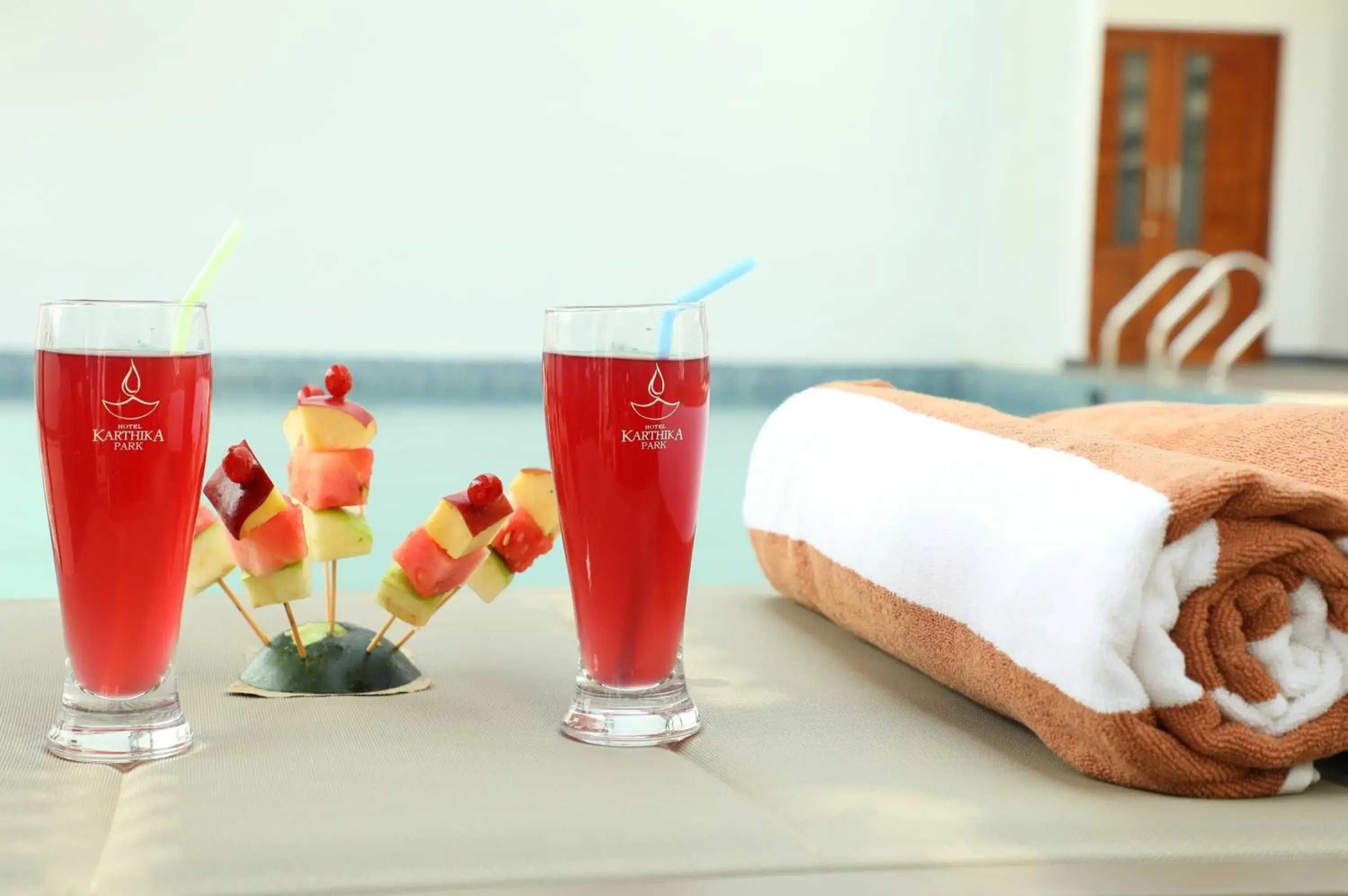 Swimming pool in Hotel Karthika Park Swimming pool in Hotel Karthika Park