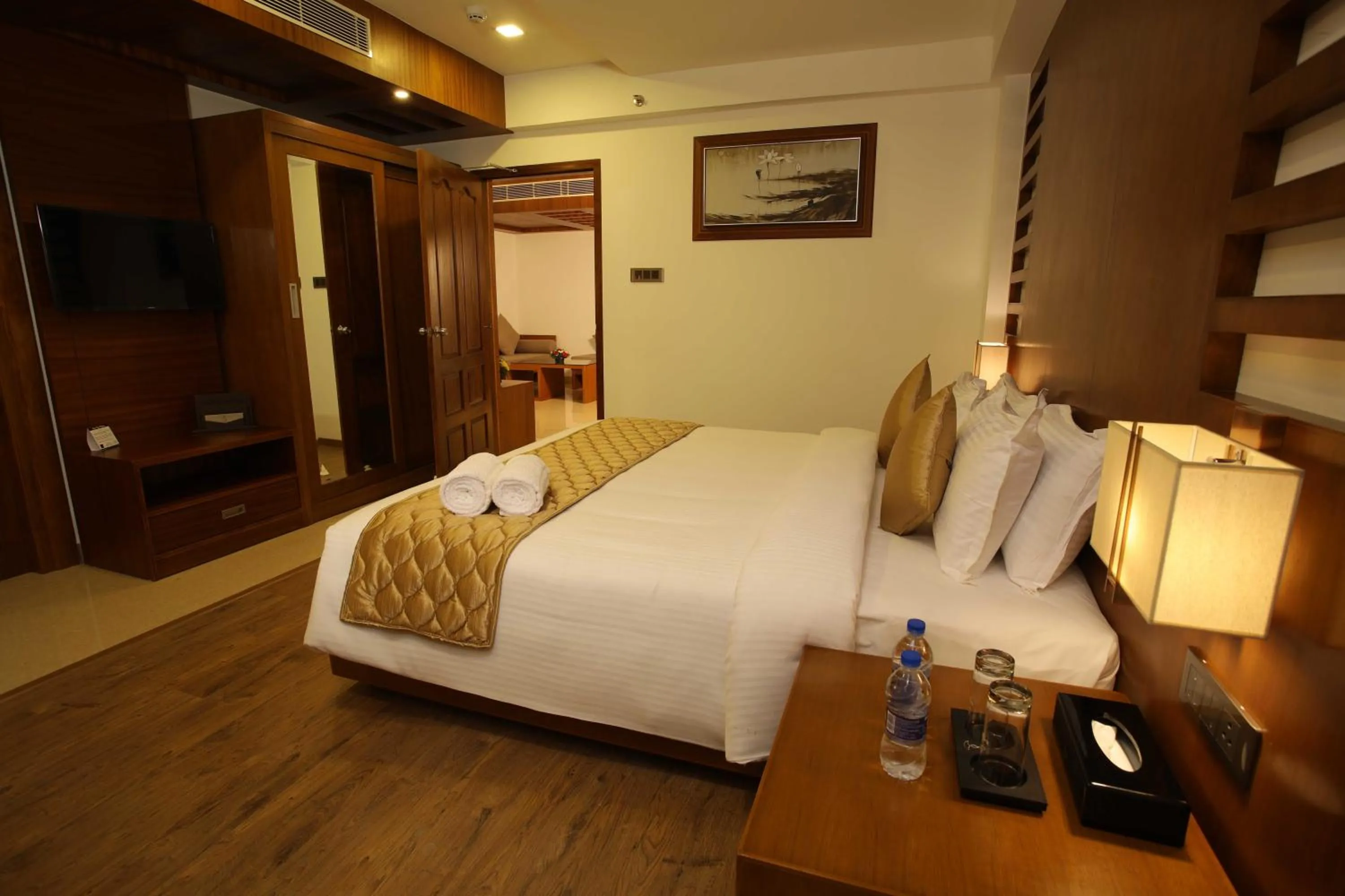 Photo of the whole room, Bed in Hotel Karthika Park